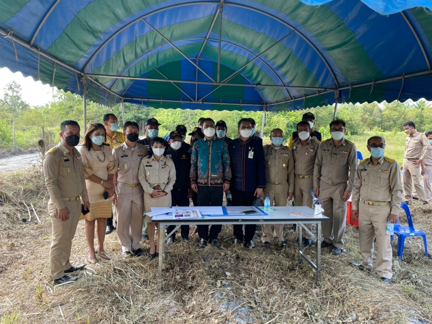 พช.สุราษฎร์ฯ ร่วมประชุมกับผู้ตรวจราชการกระทรวงมหาดไทย เขตตรวจราชการที่ 5 ลงพื้นที่ติดตามการผลดำเนินงานอย่างใกล้ชิด