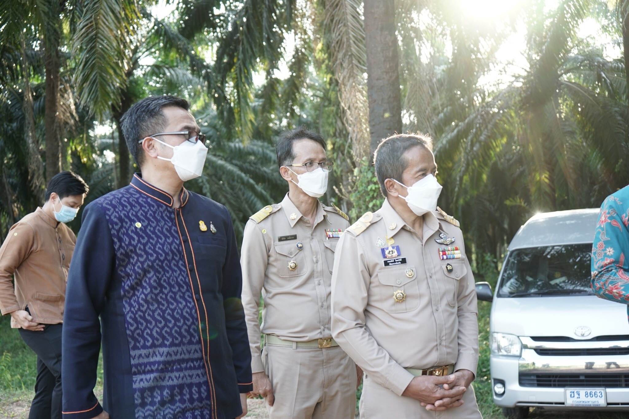 พช.สุราษฎร์ฯ ร่วมประชุมกับผู้ตรวจราชการกระทรวงมหาดไทย เขตตรวจราชการที่ 5 ลงพื้นที่ติดตามการผลดำเนินงานอย่างใกล้ชิด