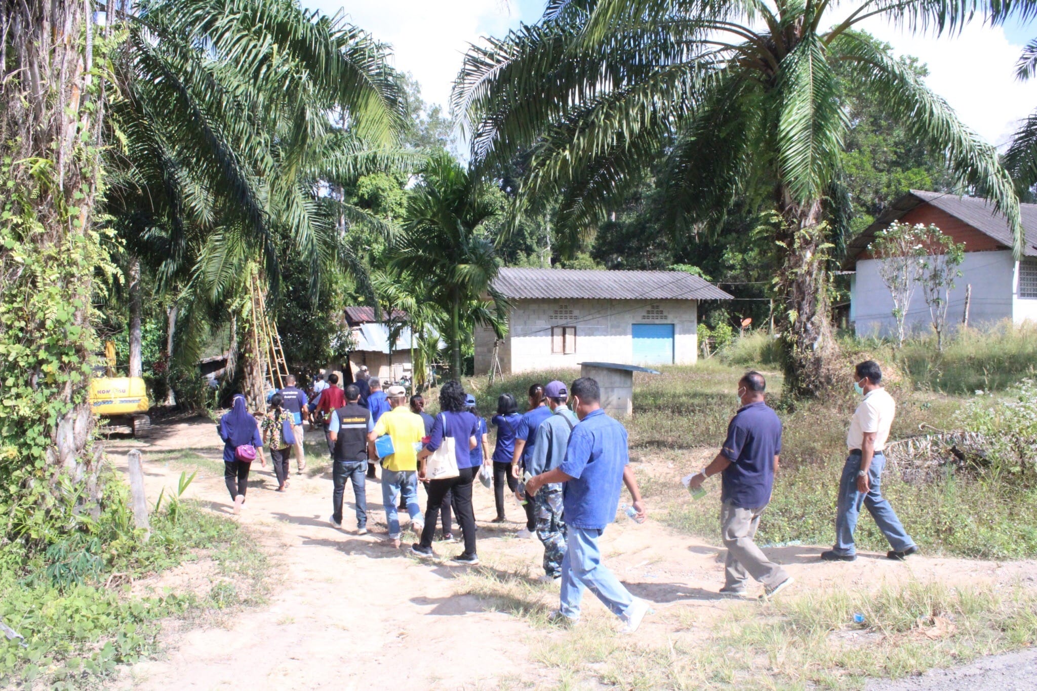 รวมพลังจิตอาสา..ที่ท่าชนะ กิจกรรมเนื่องในวาระครบรอบ 53 ปี โครงการพัฒนาผู้นำอาสาพัฒนาชุมชน และ ร่วมทำกิจกรรมพัฒนาคุณภาพชีวิตครัวเรือนยากจน TPMAP