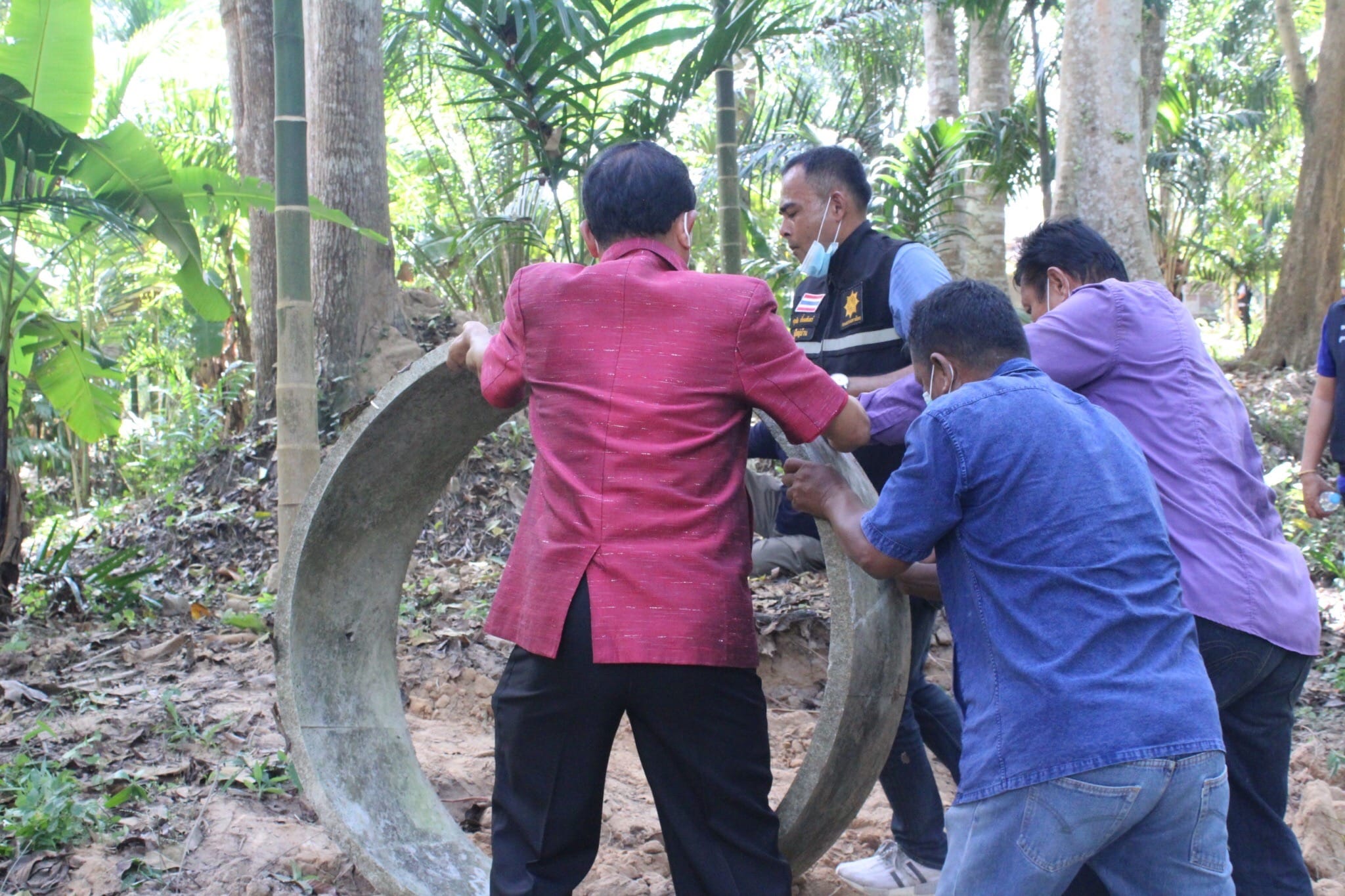 รวมพลังจิตอาสา..ที่ท่าชนะ กิจกรรมเนื่องในวาระครบรอบ 53 ปี โครงการพัฒนาผู้นำอาสาพัฒนาชุมชน และ ร่วมทำกิจกรรมพัฒนาคุณภาพชีวิตครัวเรือนยากจน TPMAP