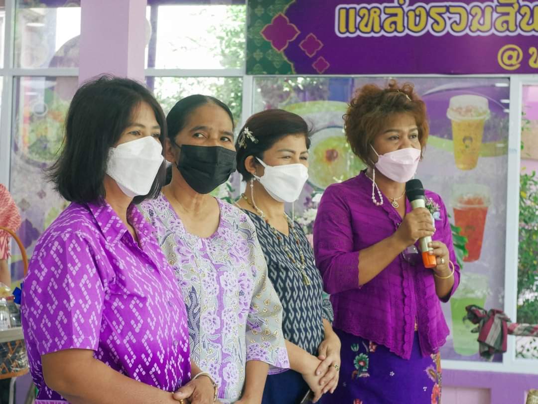 เปิดแล้ว “แหล่งรวม OTOP สุราษฎร์ธานี” อย่างยิ่งใหญ่