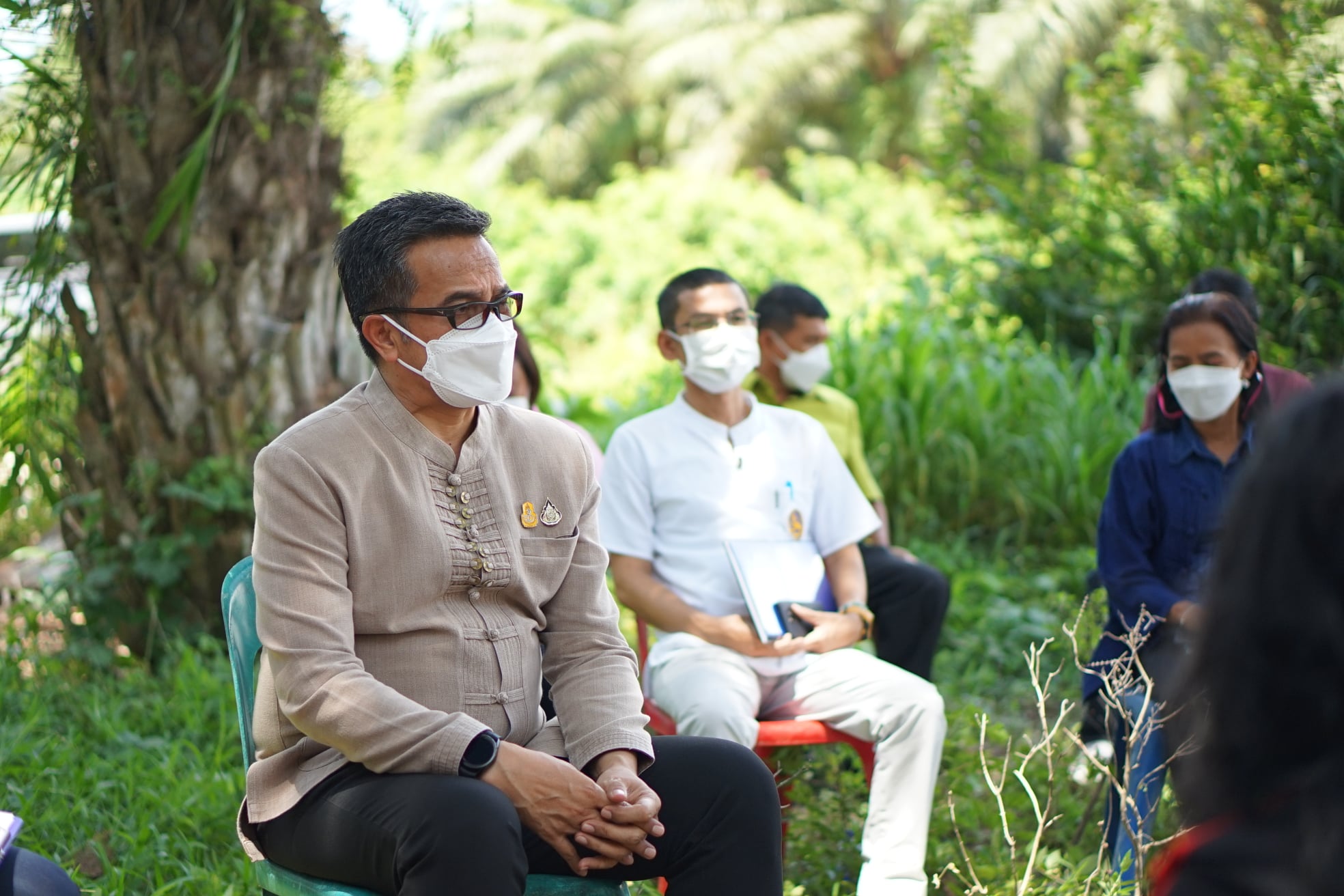 ผู้ตรวจกิติพล ลงพื้นที่ติดตามการดำเนินงาน (ศจพ.) วิเคราะห์สอบถามปัญหาครัวเรือนเปราะบางถึงพื้นที่ อ.ท่าฉาง จ.สุราษฎร์ธานี