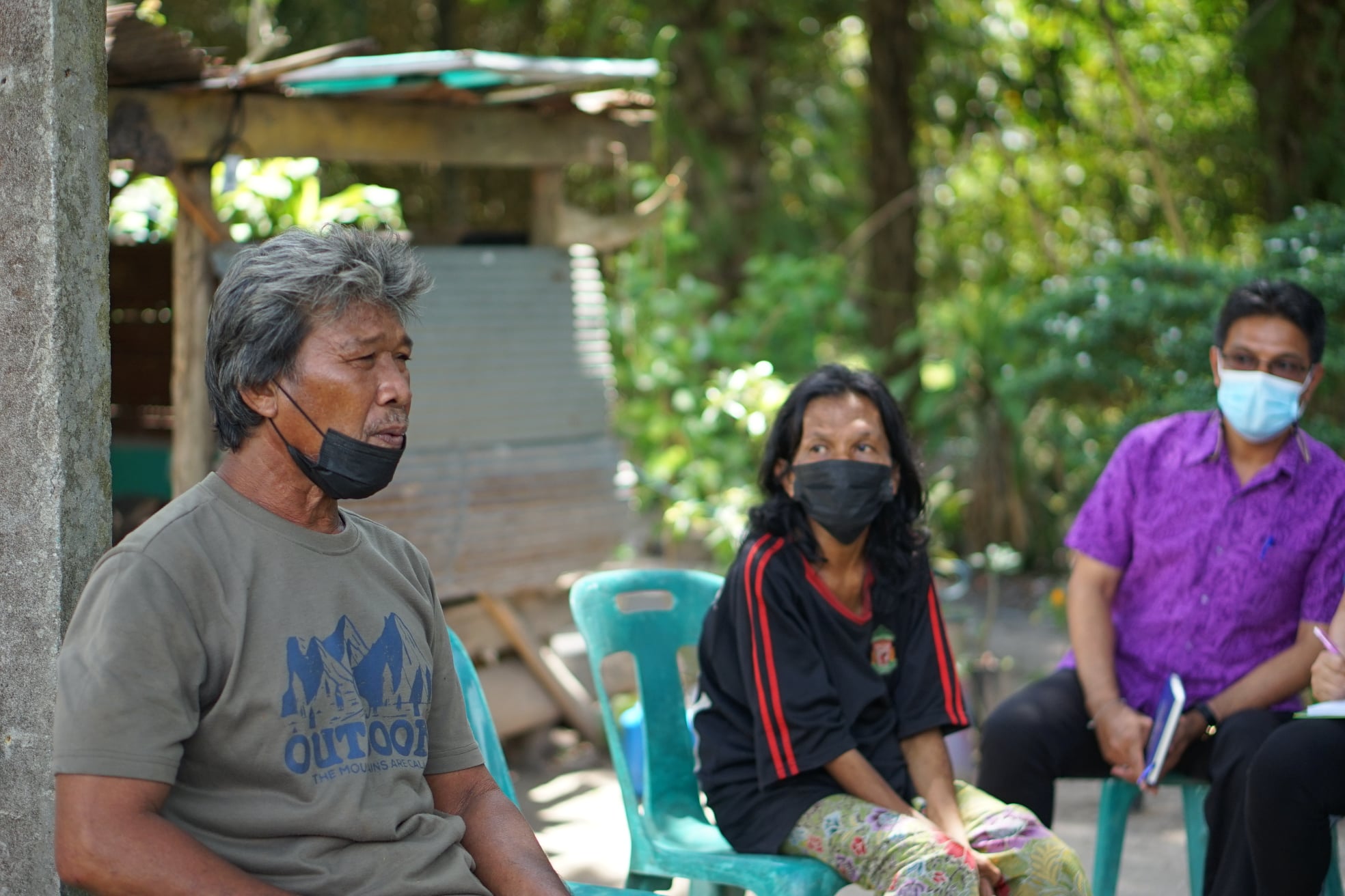 ผู้ตรวจกิติพล ลงพื้นที่ติดตามการดำเนินงาน (ศจพ.) วิเคราะห์สอบถามปัญหาครัวเรือนเปราะบางถึงพื้นที่ อ.ท่าฉาง จ.สุราษฎร์ธานี