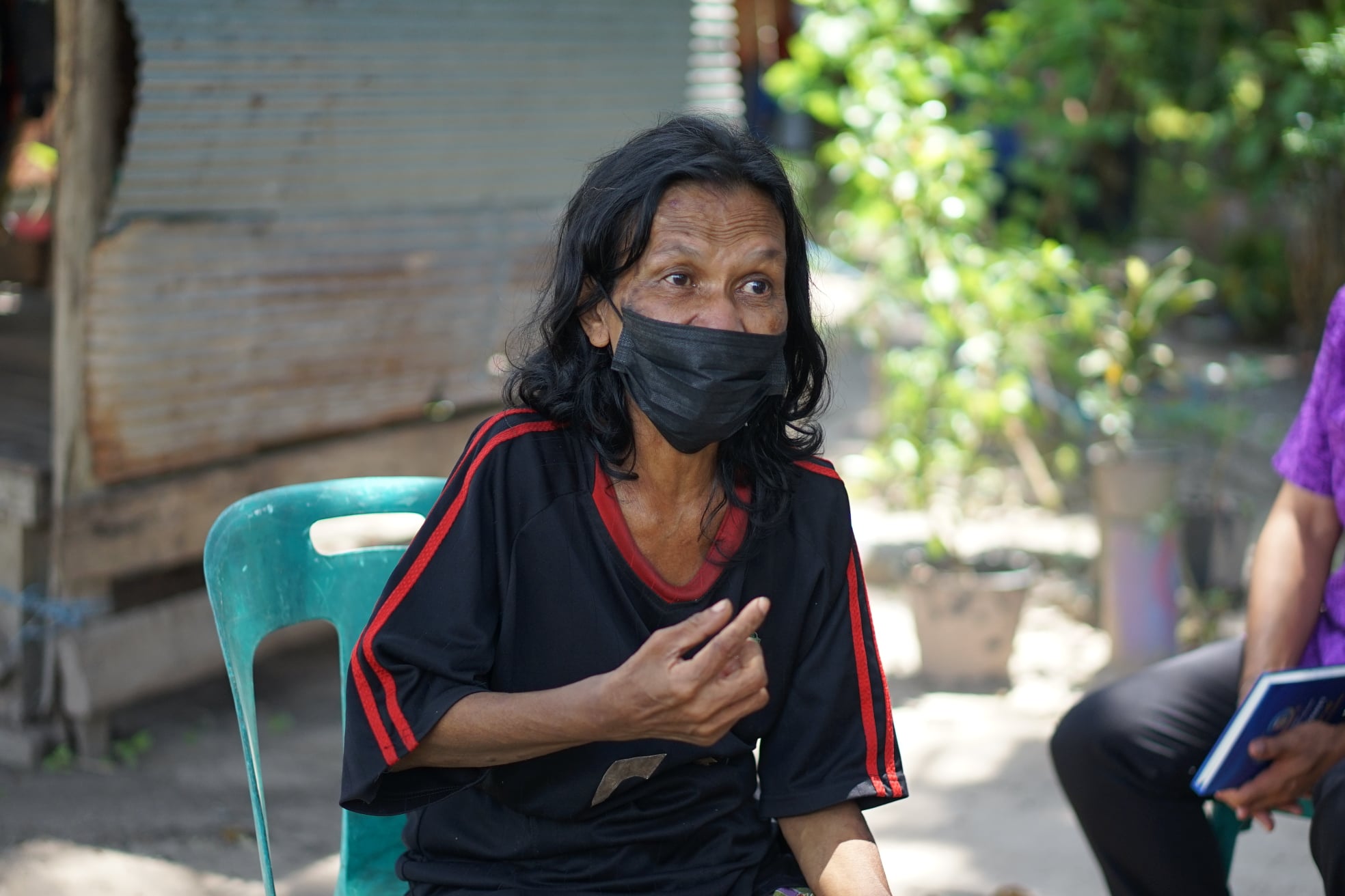 ผู้ตรวจกิติพล ลงพื้นที่ติดตามการดำเนินงาน (ศจพ.) วิเคราะห์สอบถามปัญหาครัวเรือนเปราะบางถึงพื้นที่ อ.ท่าฉาง จ.สุราษฎร์ธานี