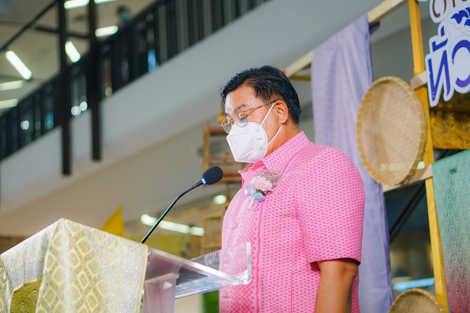 งาน “OTOP ทั่วไทย ร่วมใจสู่สุราษฎร์ธานี” ยกทัพสินค้า OTOP ชื่อดังจากทั่วประเทศมาไว้ที่เดียว อาหาร ของใช้ เสื้อผ้า เครื่องประดับ กว่า 80 บูท