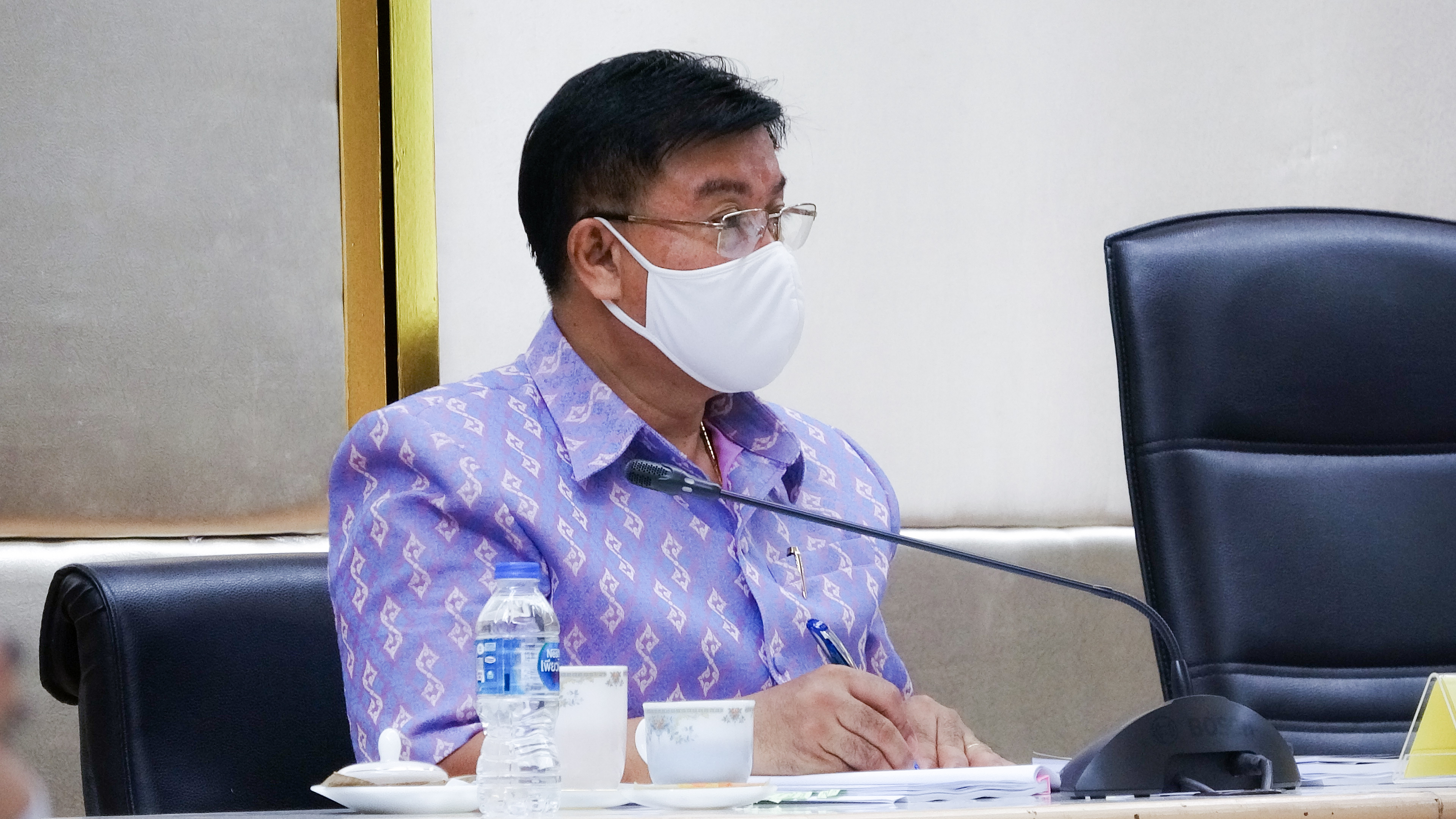 “ผู้ว่าสุราษฎร์ฯ ขานรับนโยบาย มท1. จัดทัพปูพรมเดินหน้าแก้จน คนสุราษฎร์ฯ”