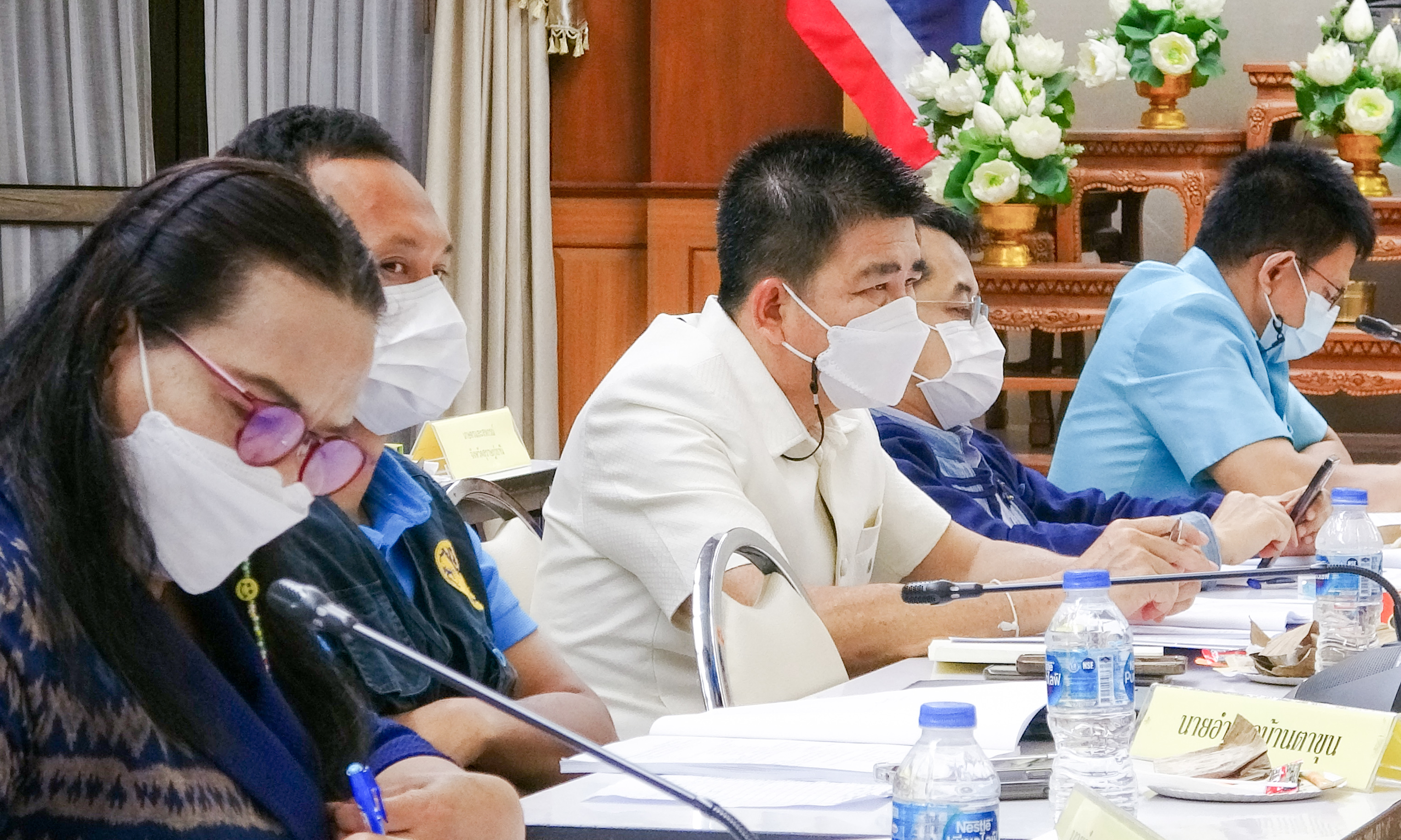 “ผู้ว่าสุราษฎร์ฯ ขานรับนโยบาย มท1. จัดทัพปูพรมเดินหน้าแก้จน คนสุราษฎร์ฯ”