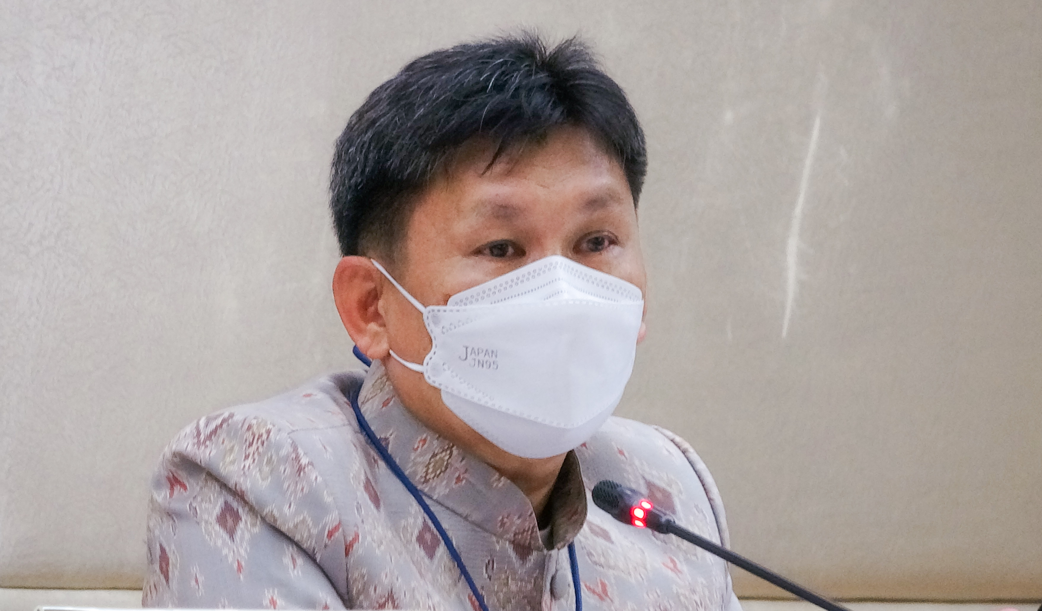 “ผู้ว่าสุราษฎร์ฯ ขานรับนโยบาย มท1. จัดทัพปูพรมเดินหน้าแก้จน คนสุราษฎร์ฯ”