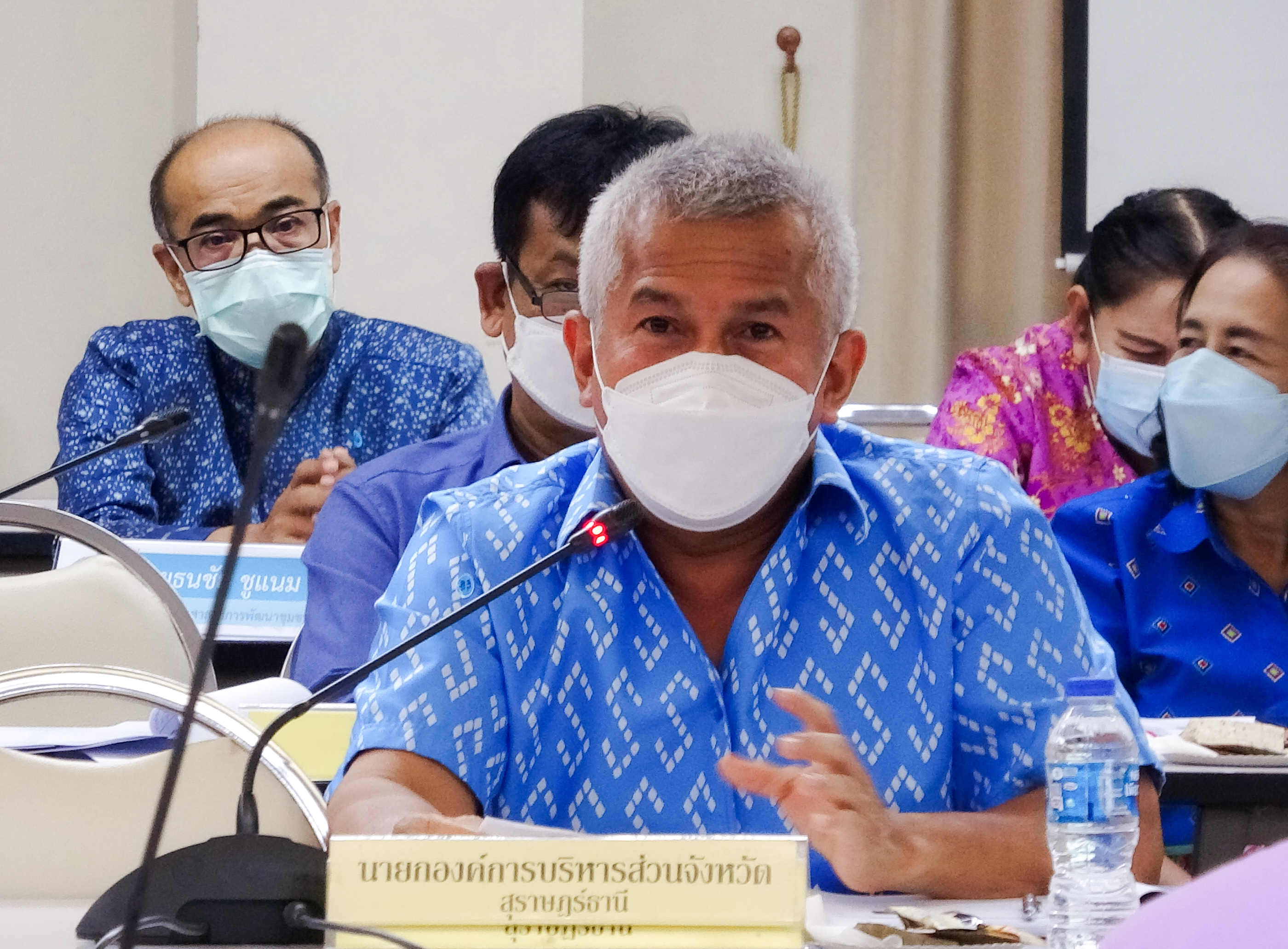 “ผู้ว่าสุราษฎร์ฯ ขานรับนโยบาย มท1. จัดทัพปูพรมเดินหน้าแก้จน คนสุราษฎร์ฯ”