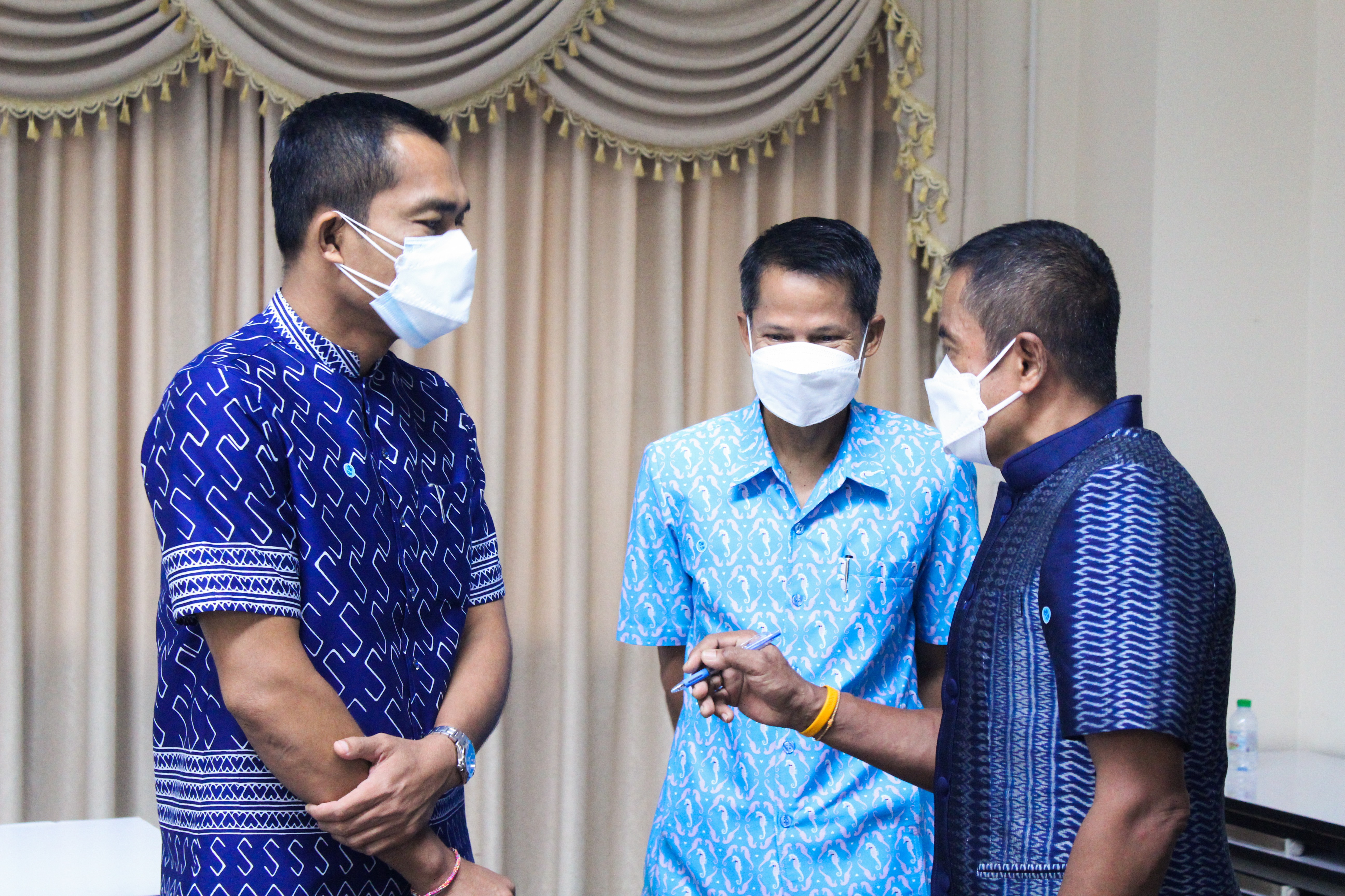 “ผู้ว่าสุราษฎร์ฯ ขานรับนโยบาย มท1. จัดทัพปูพรมเดินหน้าแก้จน คนสุราษฎร์ฯ”