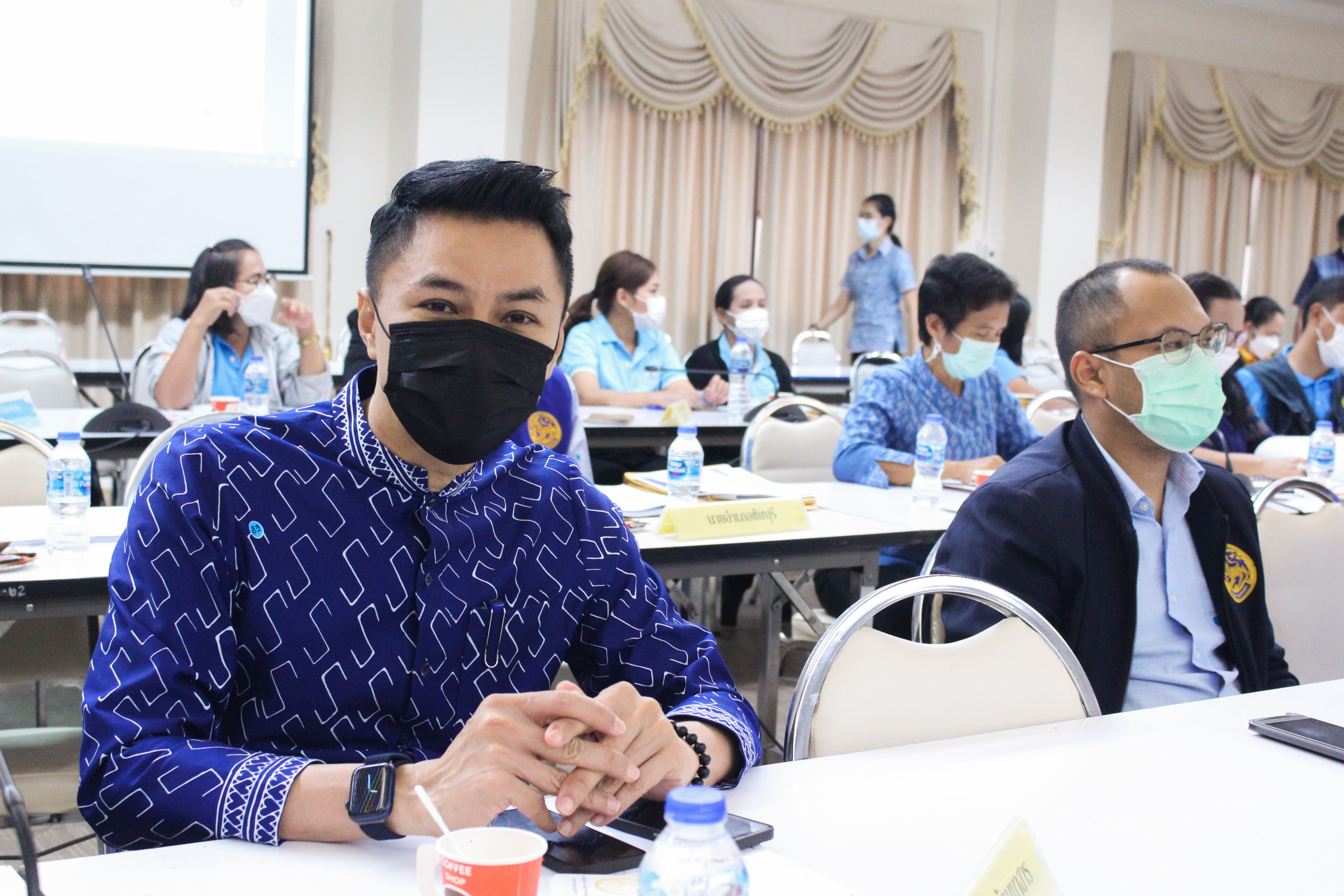 “ผู้ว่าสุราษฎร์ฯ ขานรับนโยบาย มท1. จัดทัพปูพรมเดินหน้าแก้จน คนสุราษฎร์ฯ”