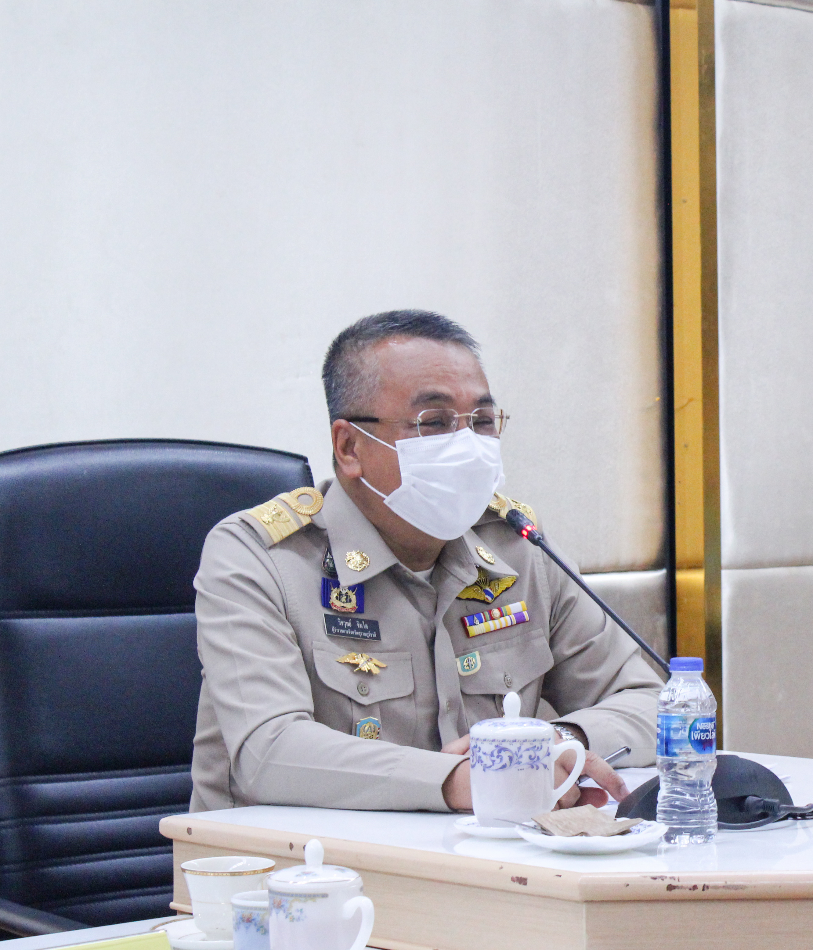 “ผู้ว่าสุราษฎร์ฯ ขานรับนโยบาย มท1. จัดทัพปูพรมเดินหน้าแก้จน คนสุราษฎร์ฯ”