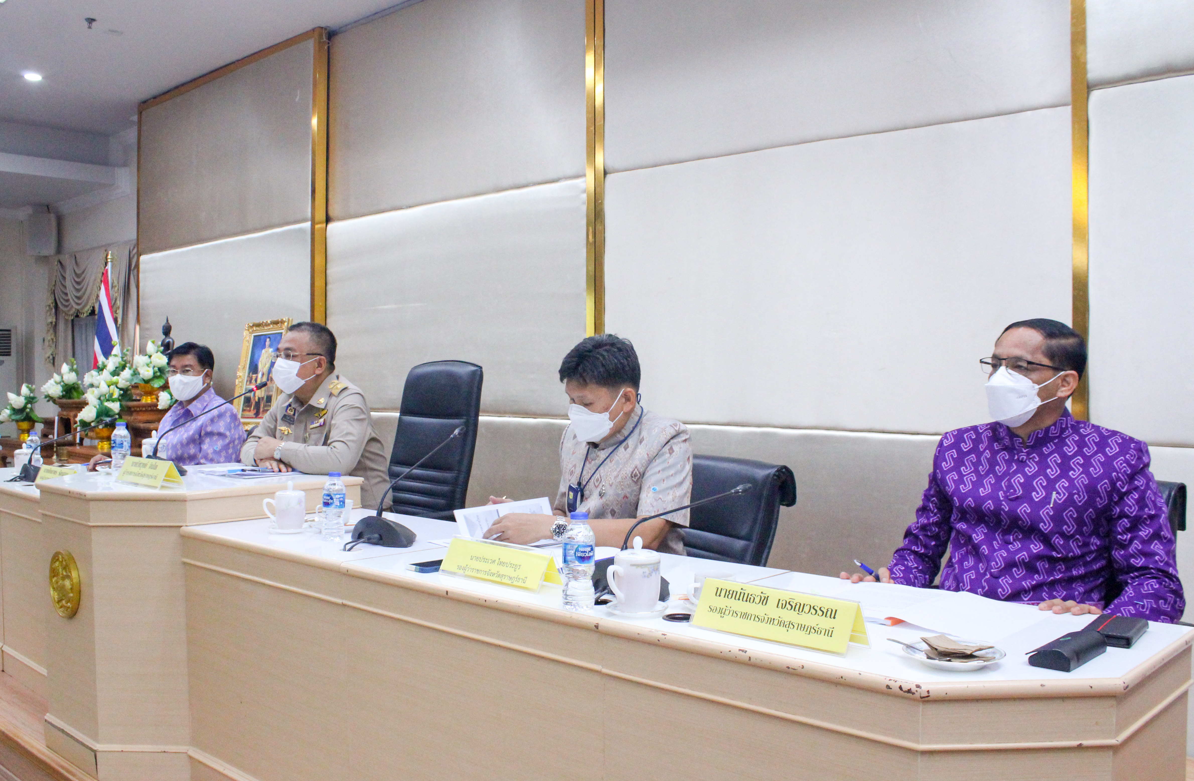 “ผู้ว่าสุราษฎร์ฯ ขานรับนโยบาย มท1. จัดทัพปูพรมเดินหน้าแก้จน คนสุราษฎร์ฯ”