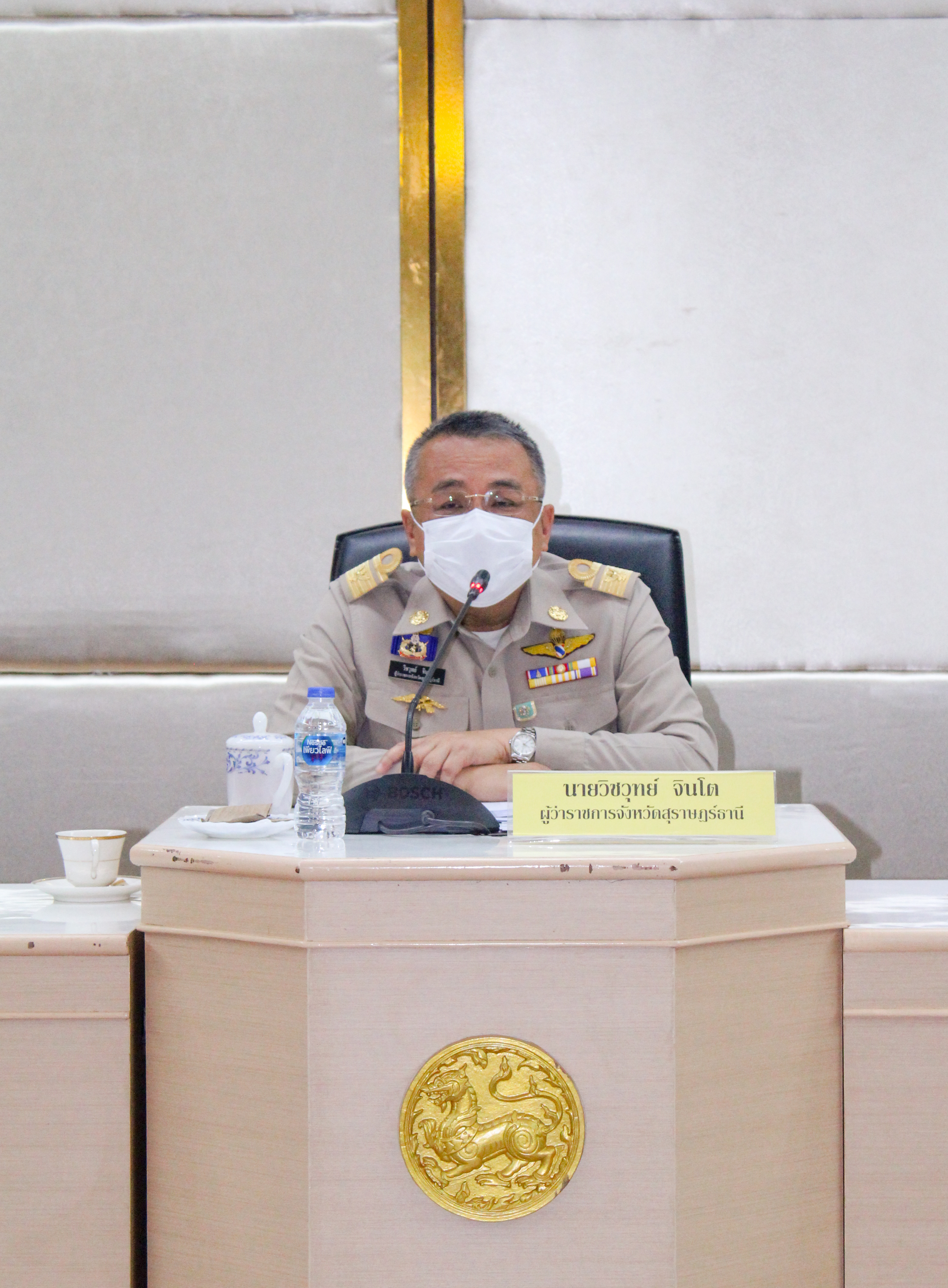 “ผู้ว่าสุราษฎร์ฯ ขานรับนโยบาย มท1. จัดทัพปูพรมเดินหน้าแก้จน คนสุราษฎร์ฯ”