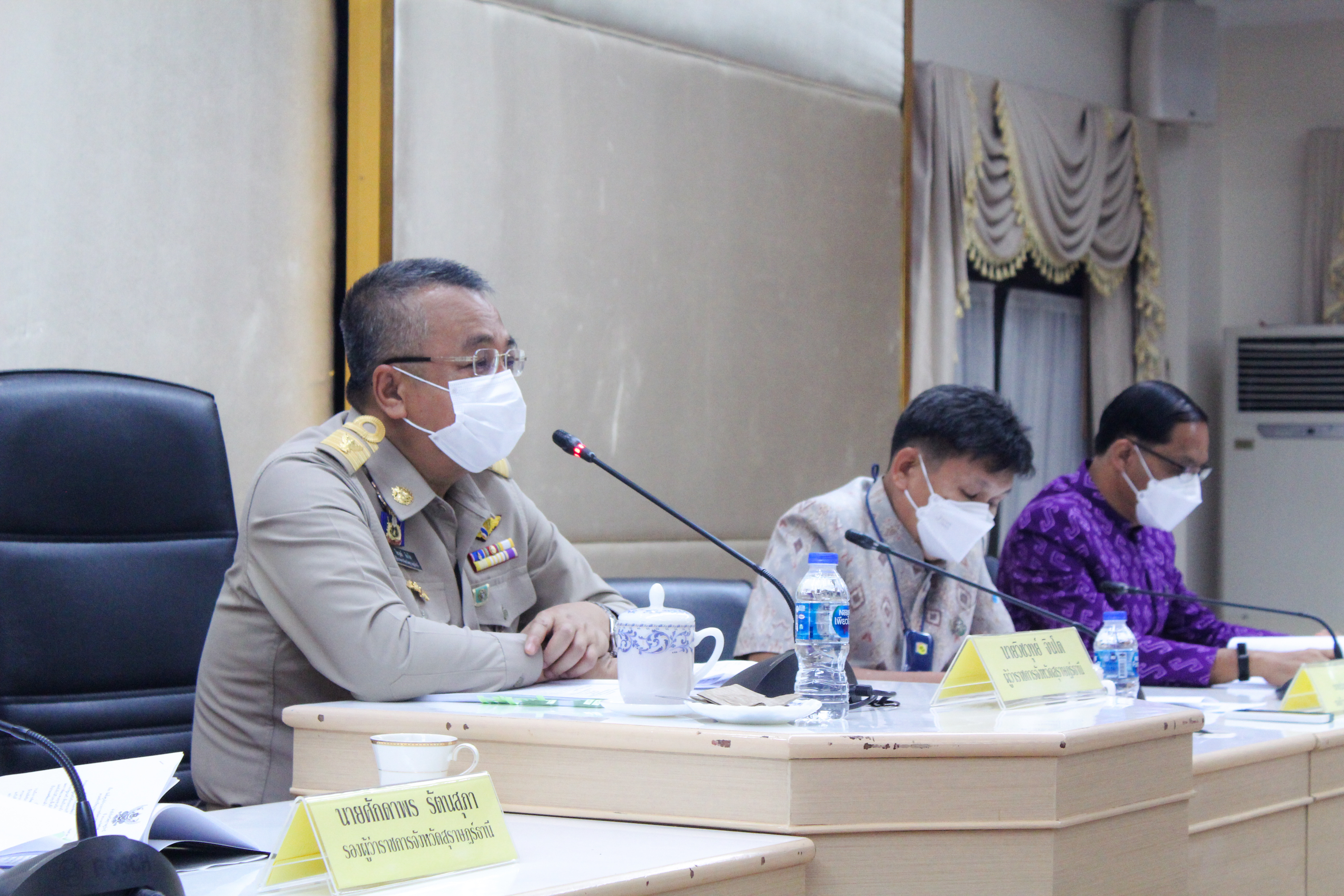 “ผู้ว่าสุราษฎร์ฯ ขานรับนโยบาย มท1. จัดทัพปูพรมเดินหน้าแก้จน คนสุราษฎร์ฯ”