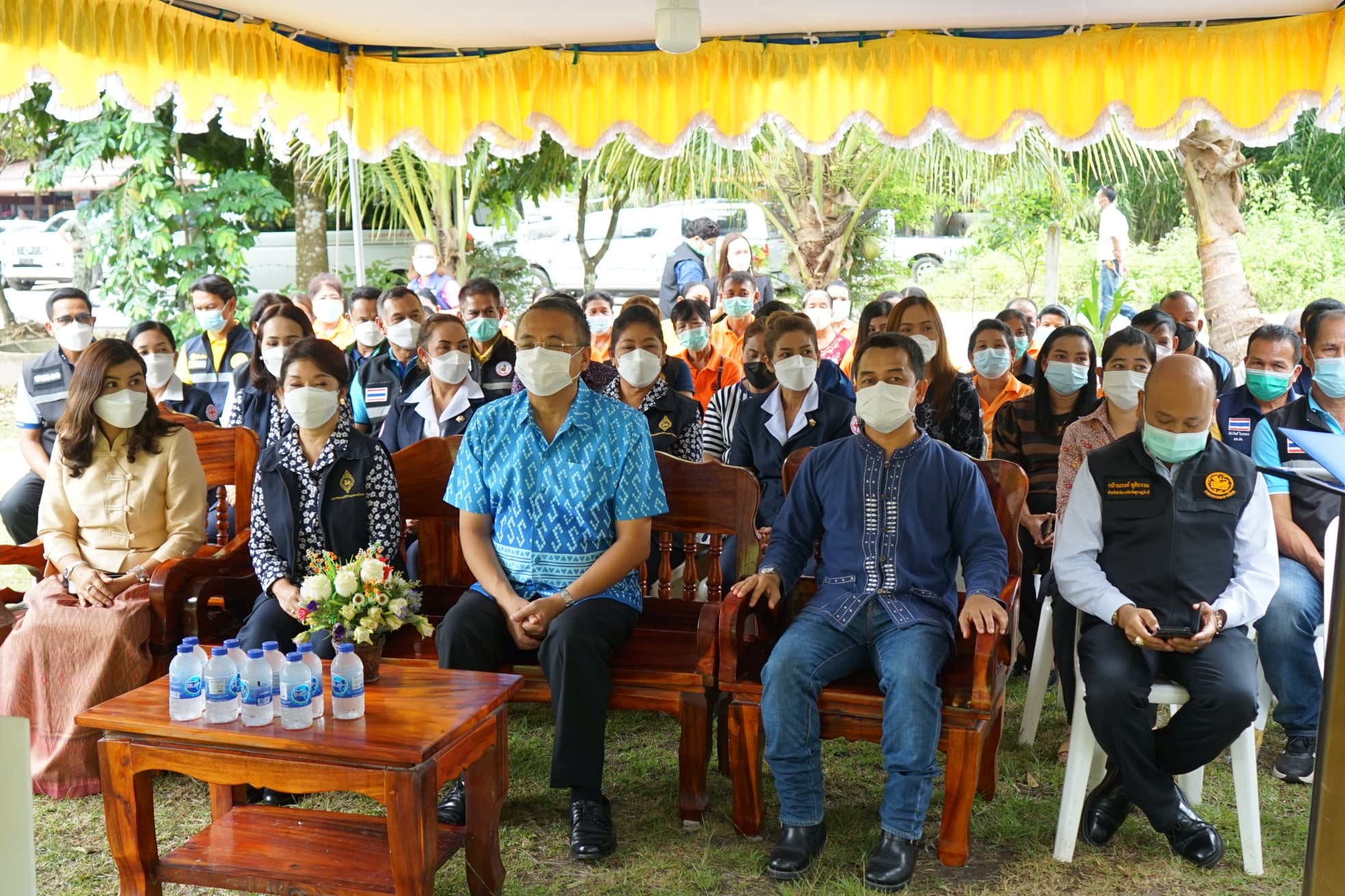 ผู้ว่าสุราษฎร์ฯ ใส่เกียร์เดินหน้าจัดคาราวานแก้จน…คนสุราษฎร์