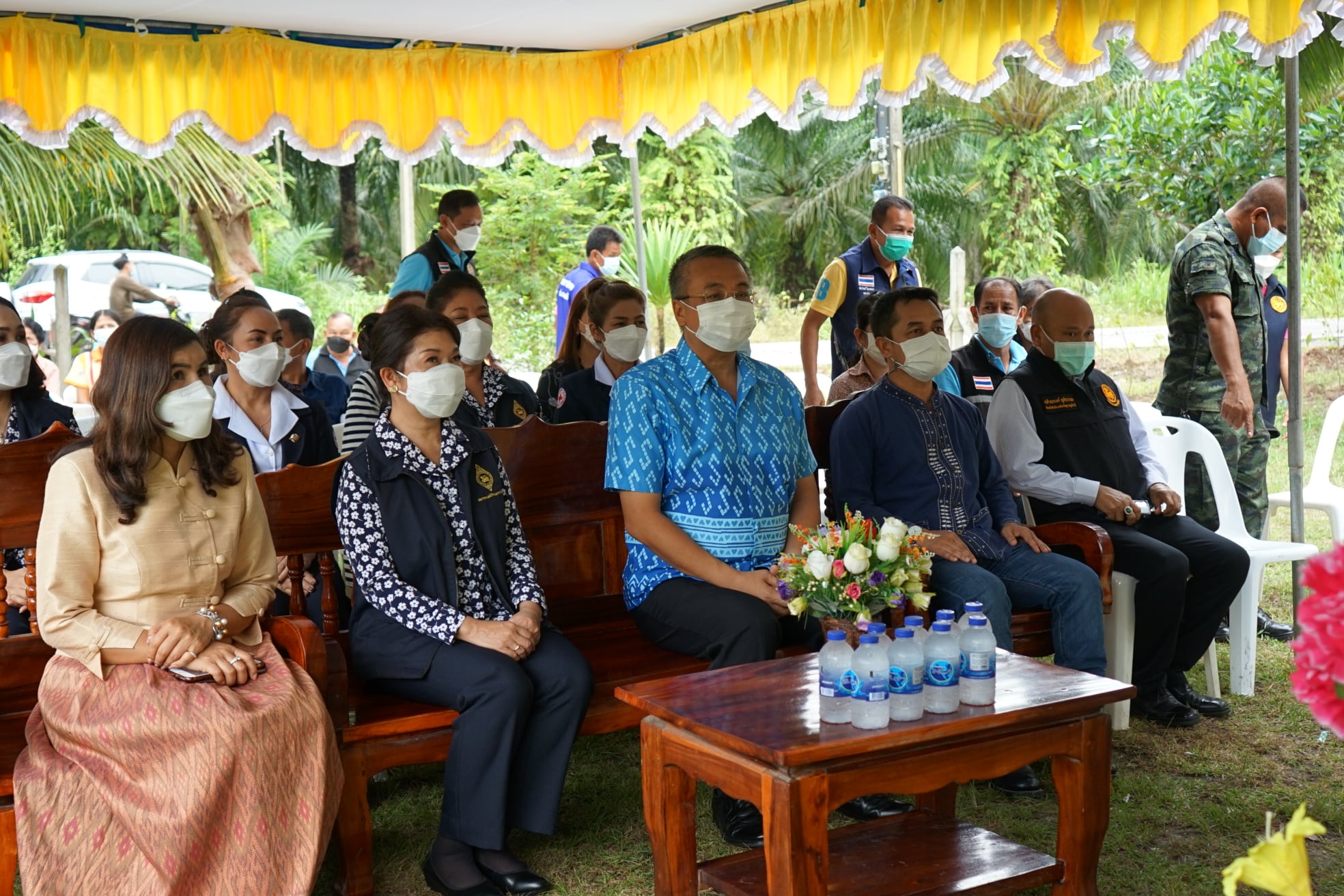 ผู้ว่าสุราษฎร์ฯ ใส่เกียร์เดินหน้าจัดคาราวานแก้จน…คนสุราษฎร์