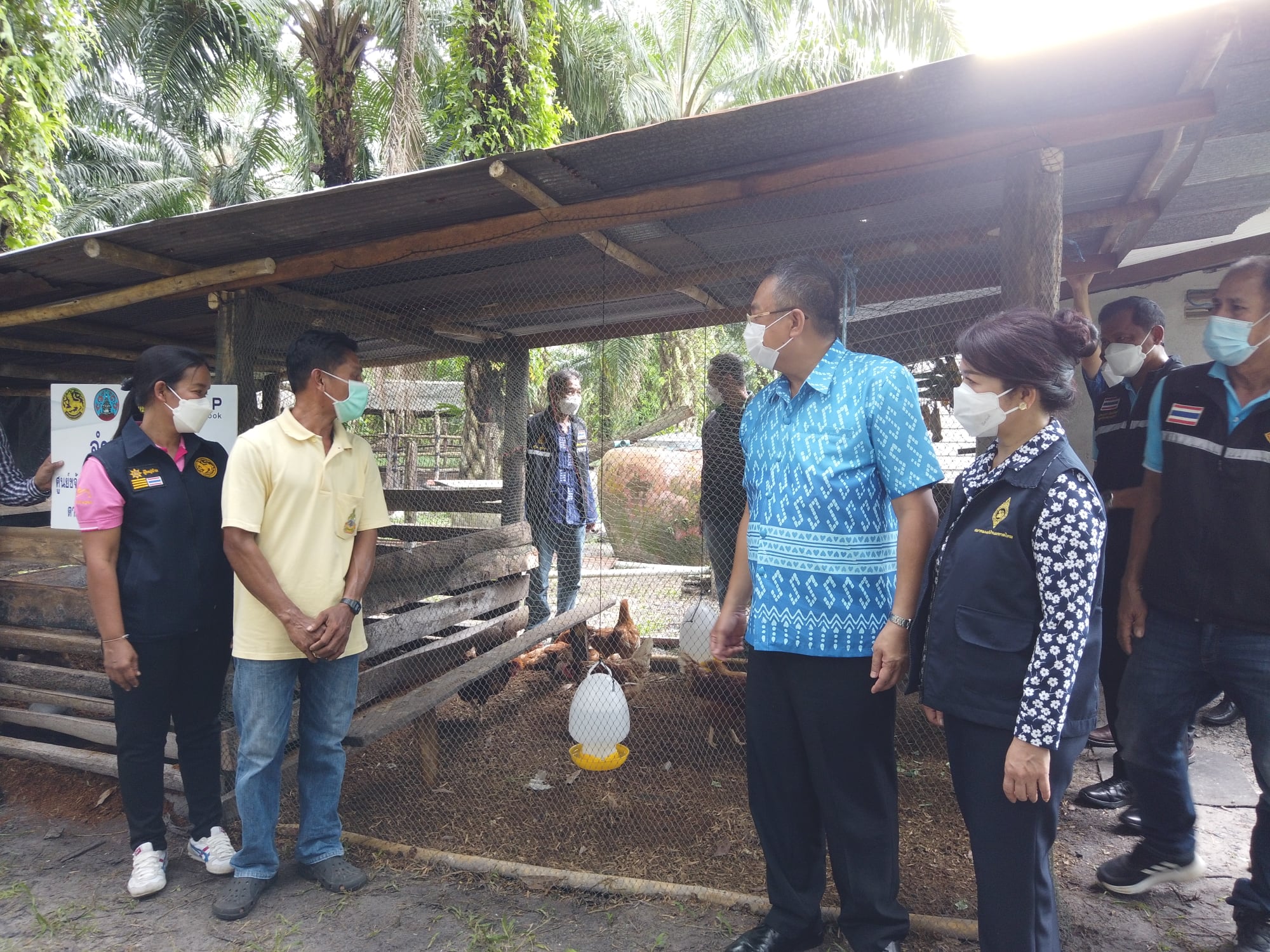 ผู้ว่าสุราษฎร์ฯ ใส่เกียร์เดินหน้าจัดคาราวานแก้จน…คนสุราษฎร์