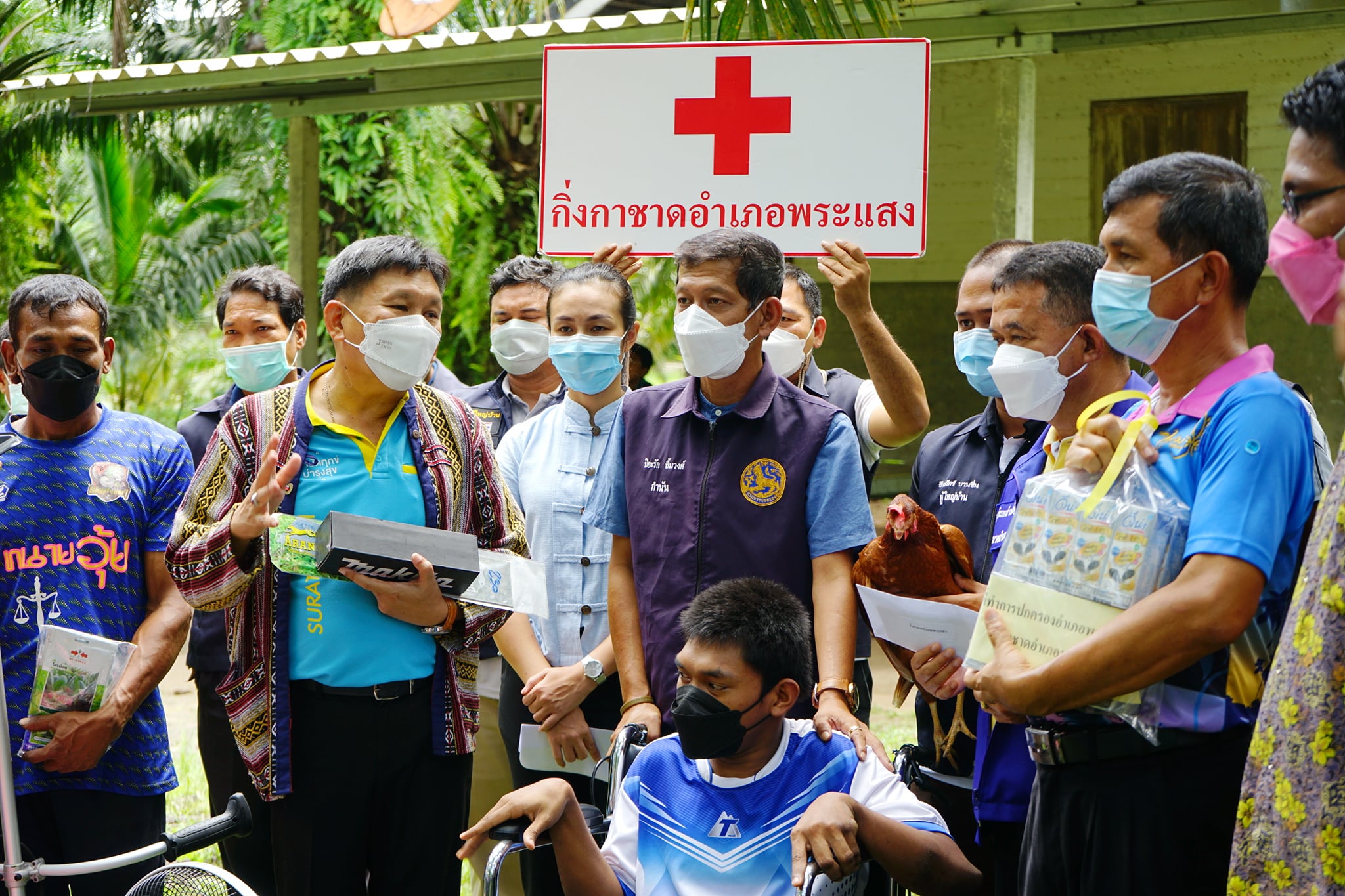 ศจพ.อ.พระแสง ยกทัพจัดขบวนแก้จน…สร้างความมั่นคงแก่ครัวเรือนเปราะบาง