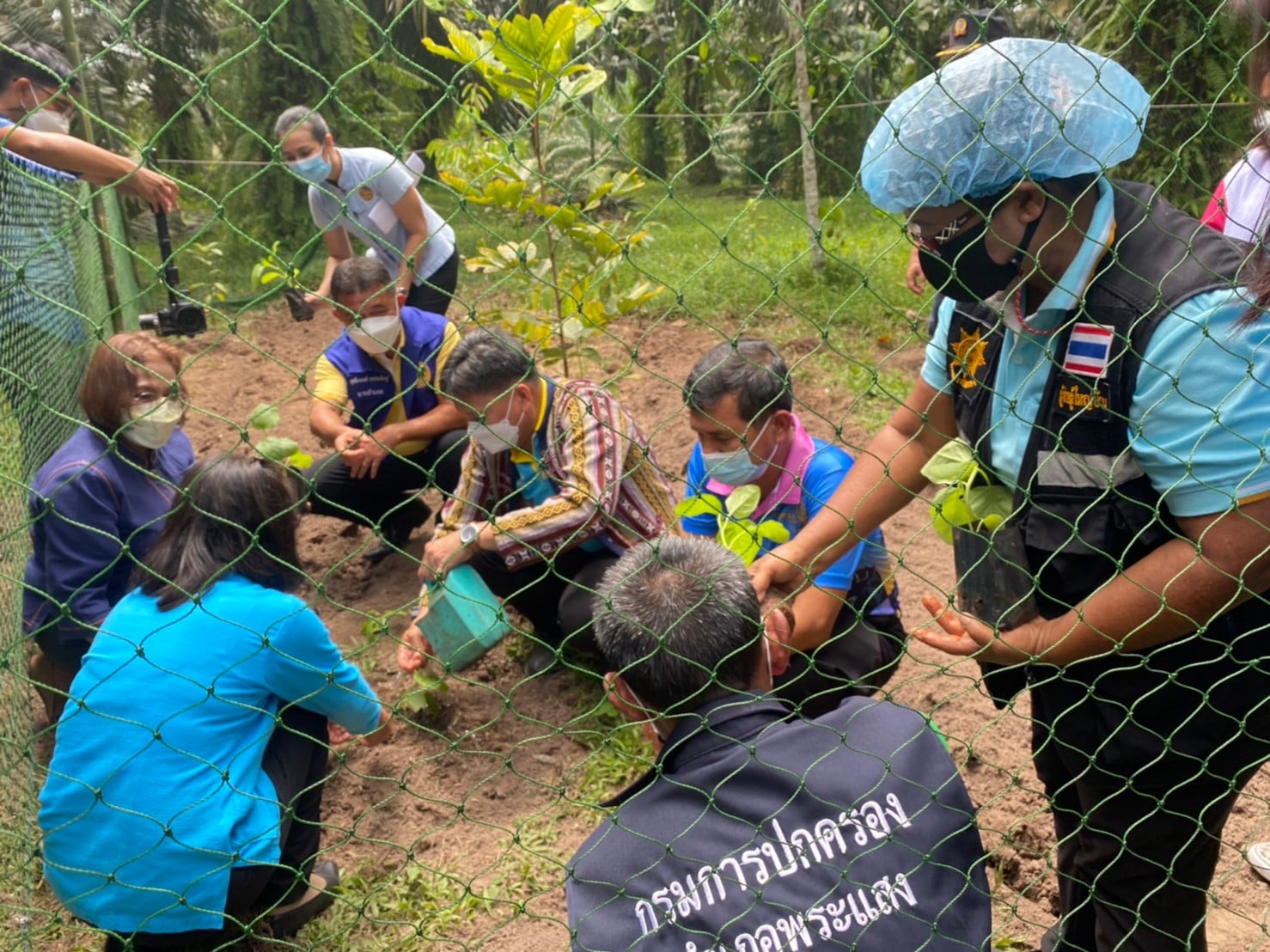 ศจพ.อ.พระแสง ยกทัพจัดขบวนแก้จน…สร้างความมั่นคงแก่ครัวเรือนเปราะบาง