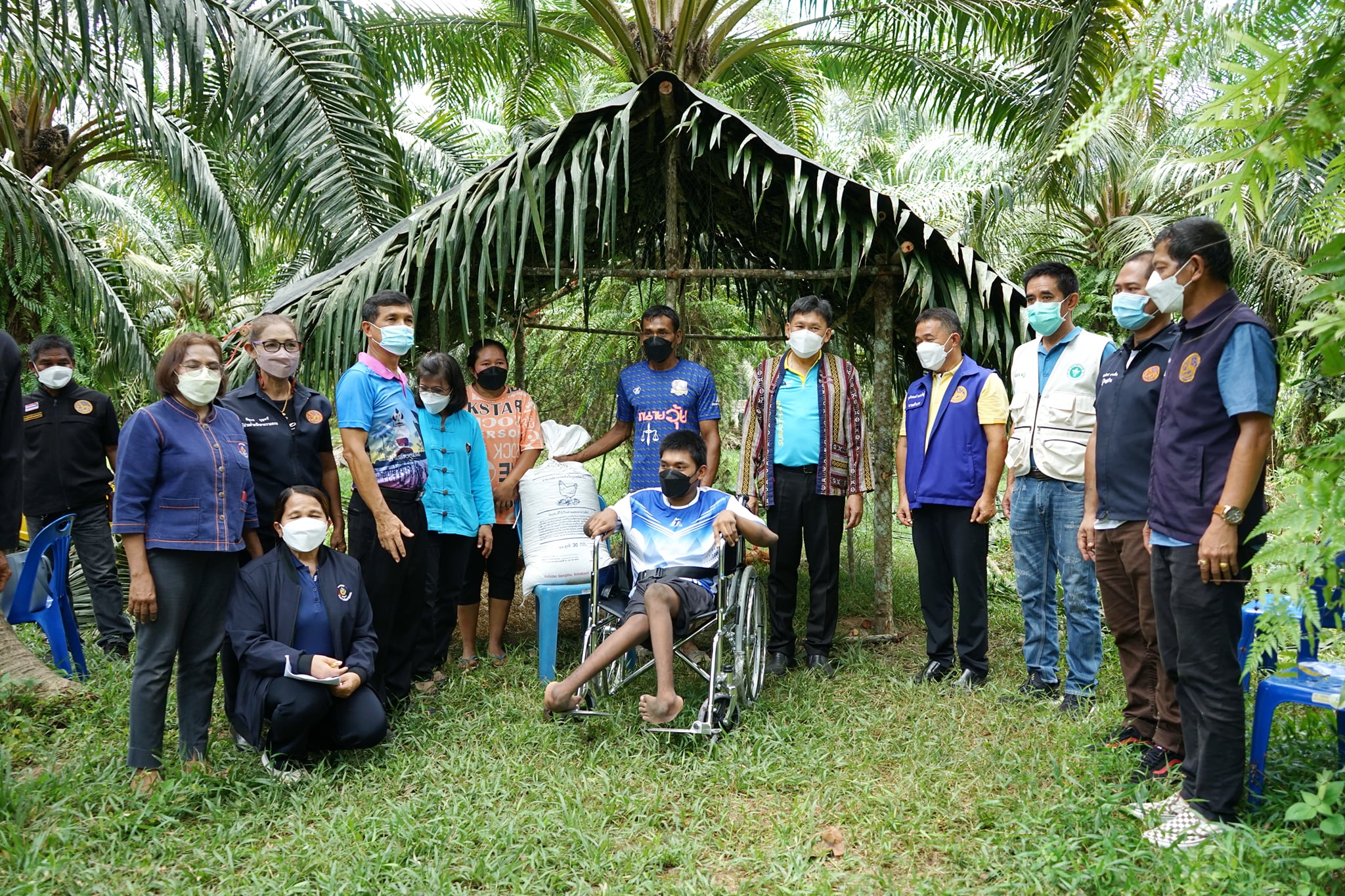 ศจพ.อ.พระแสง ยกทัพจัดขบวนแก้จน…สร้างความมั่นคงแก่ครัวเรือนเปราะบาง