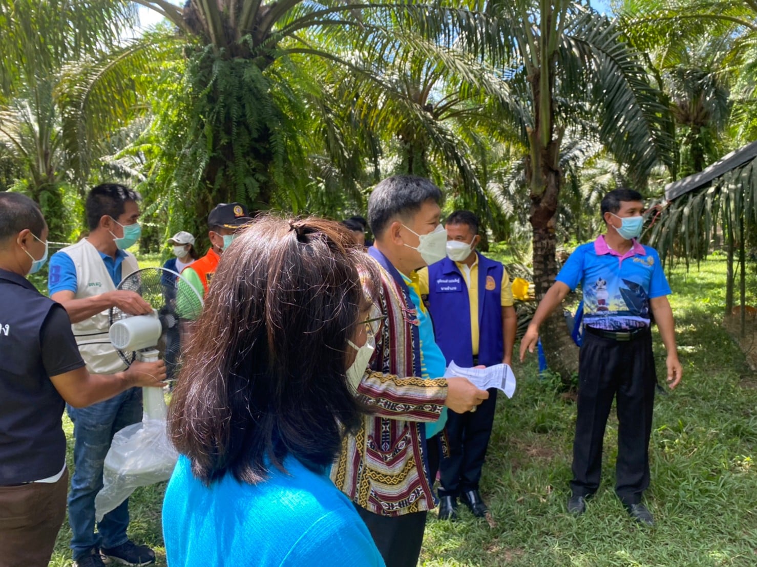 ศจพ.อ.พระแสง ยกทัพจัดขบวนแก้จน…สร้างความมั่นคงแก่ครัวเรือนเปราะบาง