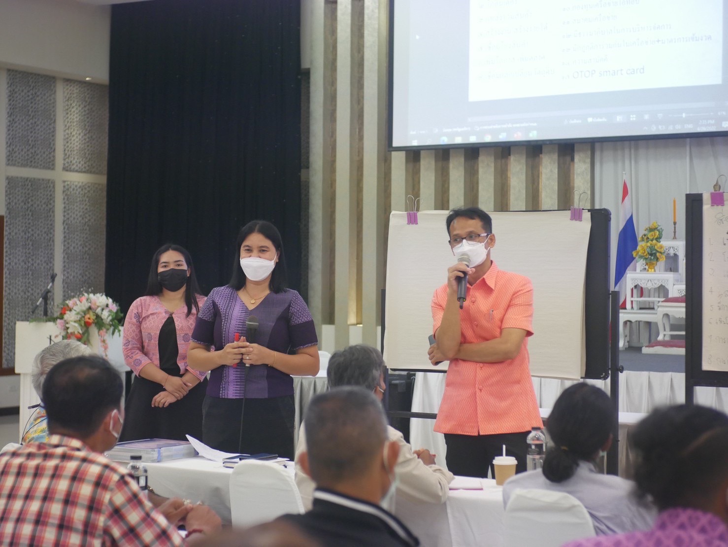 พช.สุราษฎร์ธานี ผนึกกำลังเครือข่าย SME และ OTOP กลุ่มจังหวัดภาคใต้ฝั่งอ่าวไทย ส่งเสริมพัฒนาศักยภาพเครือข่ายฯ