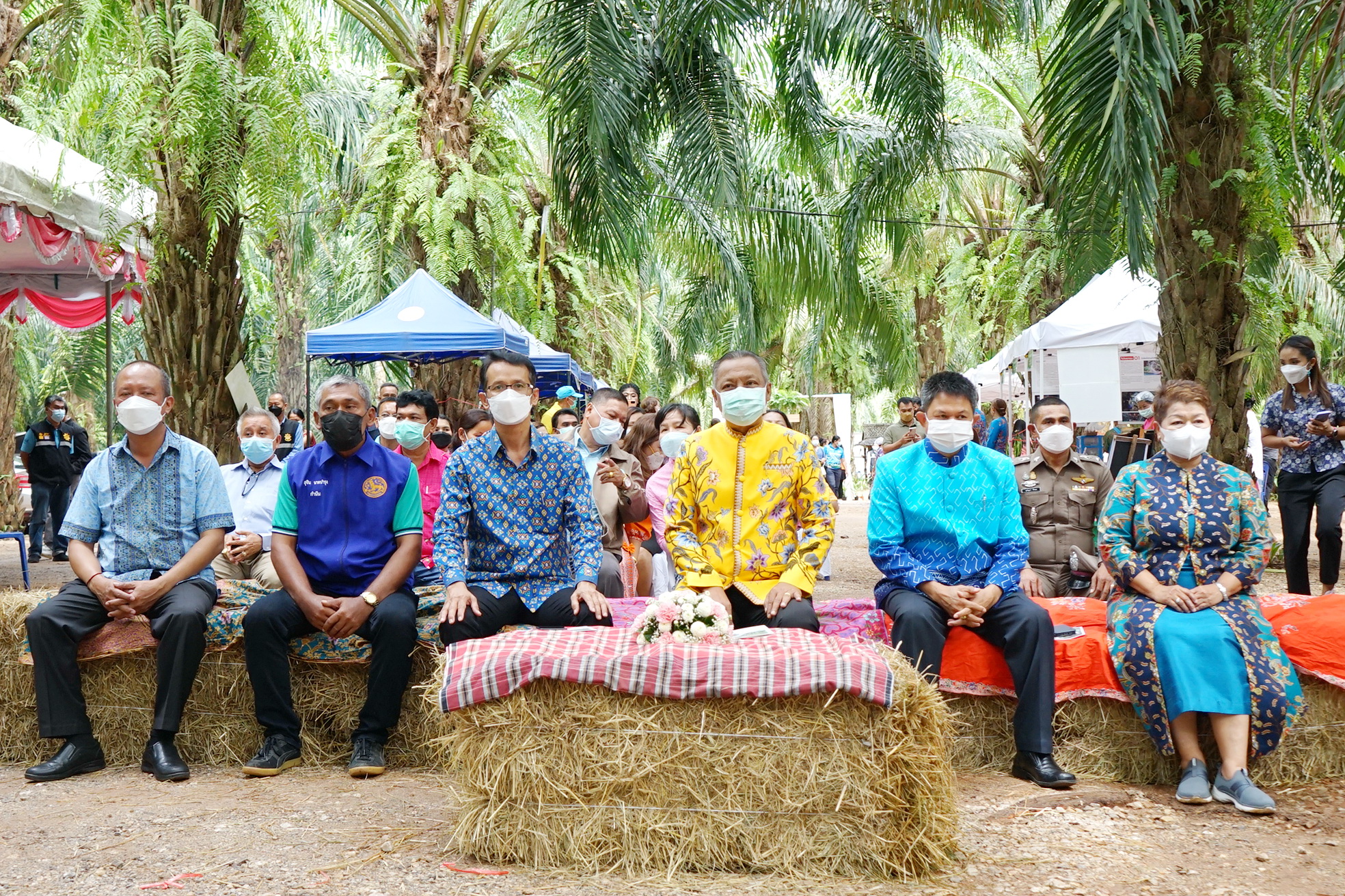 บ้านน้ำราดปลื้มปิติ พช.คีรีรัฐนิคมเปิดตัวกิจกรรม “D-HOPE บ้านน้ำราด ธรรมชาติแห่งป่าต้นน้ำ” ตามโครงการจัดกิจกรรมส่งเสริมการเรียนรู้ที่นักท่องเที่ยวลงมือปฏิบัติ สุดยิ่งใหญ่ นักท่องเที่ยวแห่เที่ยวกันคึกคัก