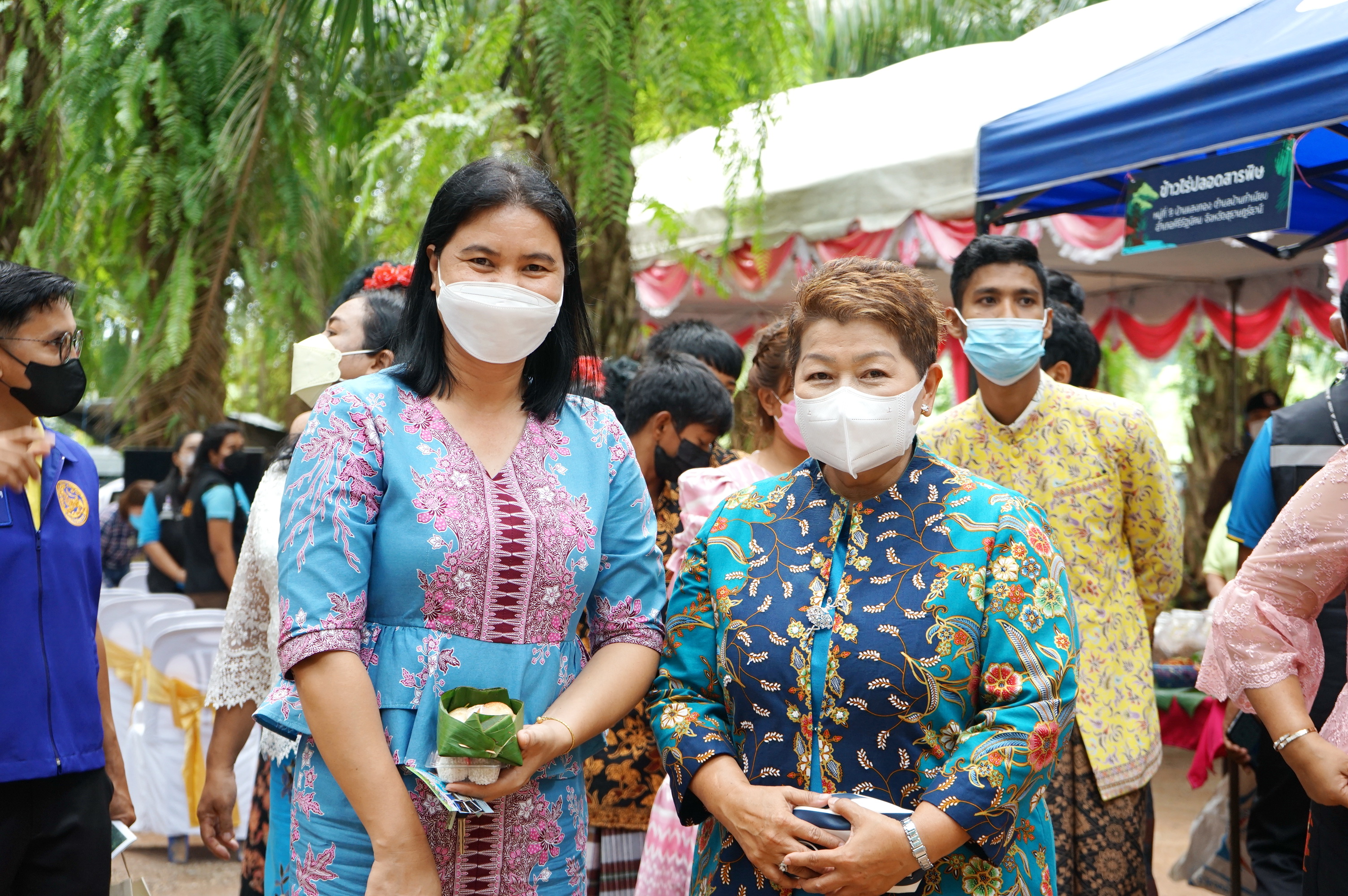 บ้านน้ำราดปลื้มปิติ พช.คีรีรัฐนิคมเปิดตัวกิจกรรม “D-HOPE บ้านน้ำราด ธรรมชาติแห่งป่าต้นน้ำ” ตามโครงการจัดกิจกรรมส่งเสริมการเรียนรู้ที่นักท่องเที่ยวลงมือปฏิบัติ สุดยิ่งใหญ่ นักท่องเที่ยวแห่เที่ยวกันคึกคัก