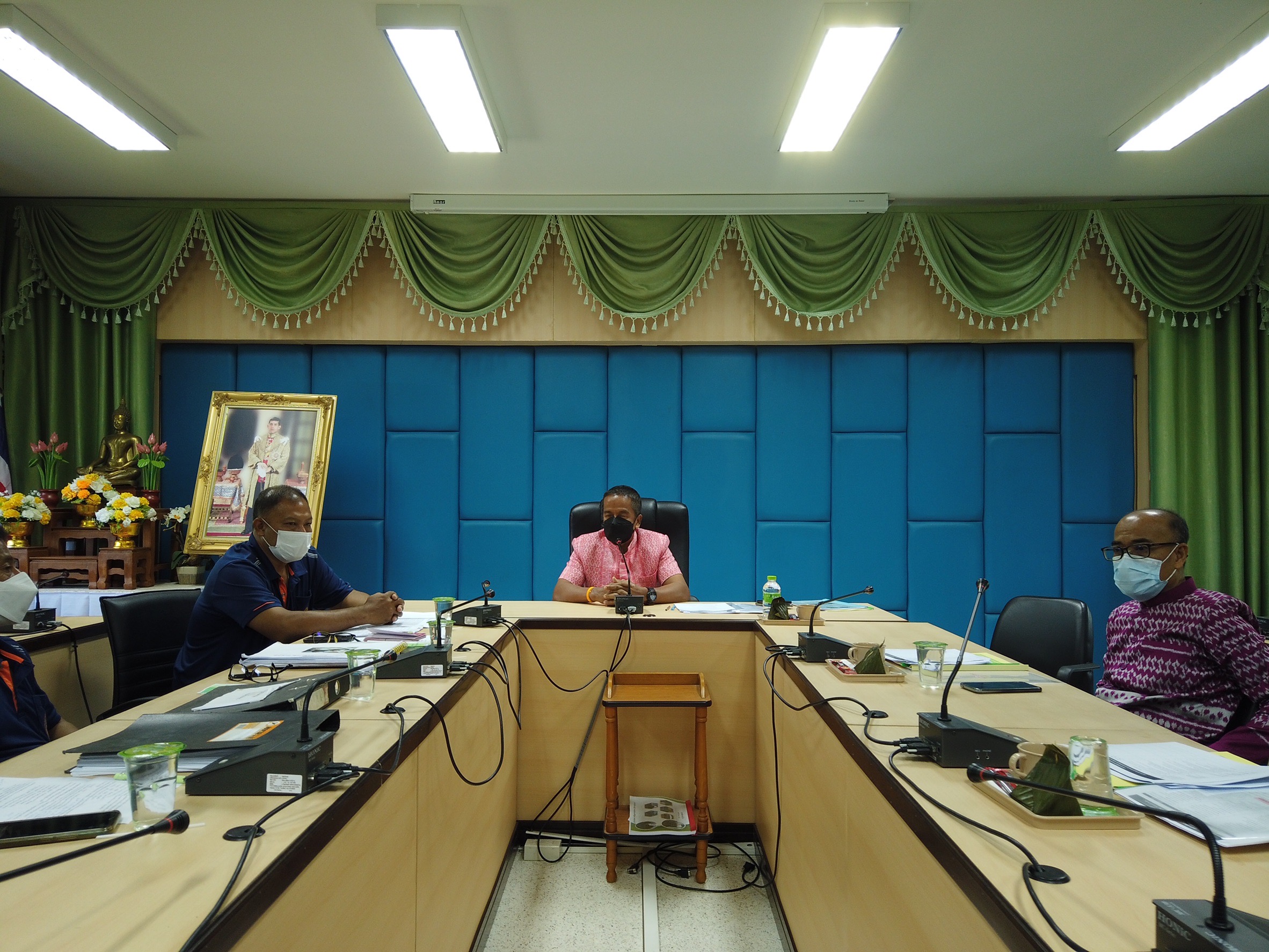 พช.สุราษฎร์ฯ จัดพิจารณาคัดสรรกิจกรรมพัฒนาชุมชนดีเด่น ประจำปี ๒๕๖๕ และ คนกองทุนพัฒนาบทบาทสตรีดีเด่น (รอบกลั่นกรอง) ณ อ.คีรีรัฐนิคม จ.สุราษฎร์ธานี