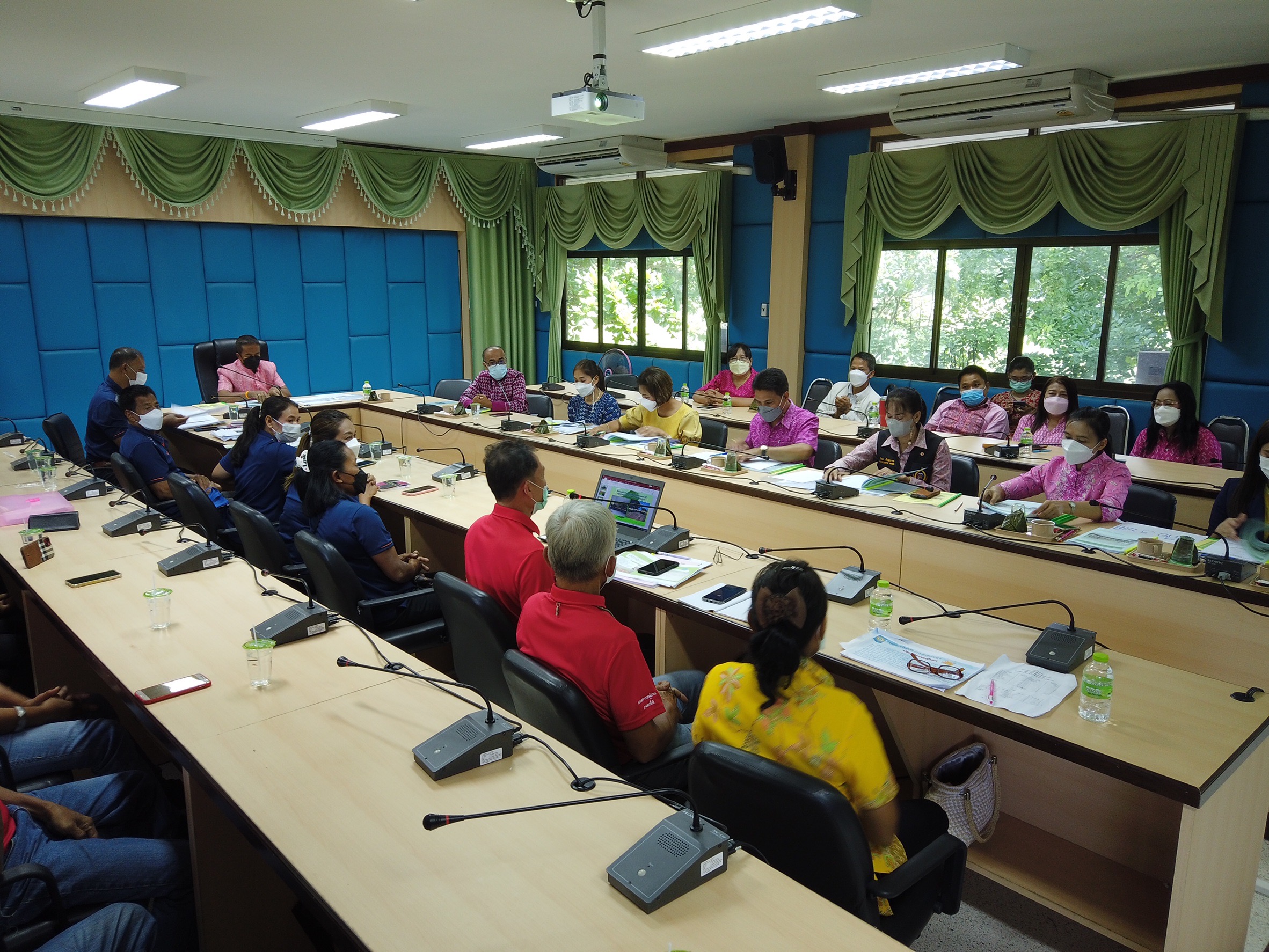 พช.สุราษฎร์ฯ จัดพิจารณาคัดสรรกิจกรรมพัฒนาชุมชนดีเด่น ประจำปี ๒๕๖๕ และ คนกองทุนพัฒนาบทบาทสตรีดีเด่น (รอบกลั่นกรอง) ณ อ.คีรีรัฐนิคม จ.สุราษฎร์ธานี