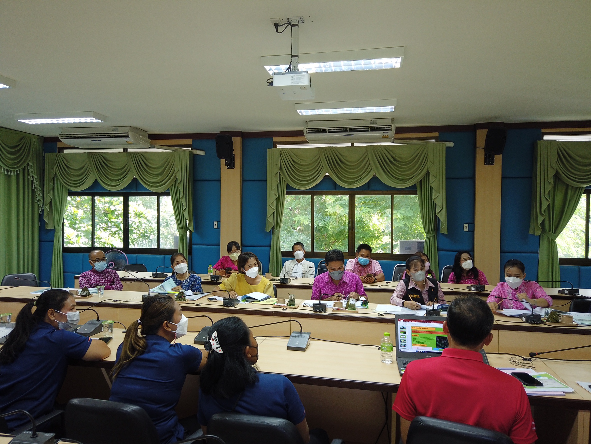 พช.สุราษฎร์ฯ จัดพิจารณาคัดสรรกิจกรรมพัฒนาชุมชนดีเด่น ประจำปี ๒๕๖๕ และ คนกองทุนพัฒนาบทบาทสตรีดีเด่น (รอบกลั่นกรอง) ณ อ.คีรีรัฐนิคม จ.สุราษฎร์ธานี