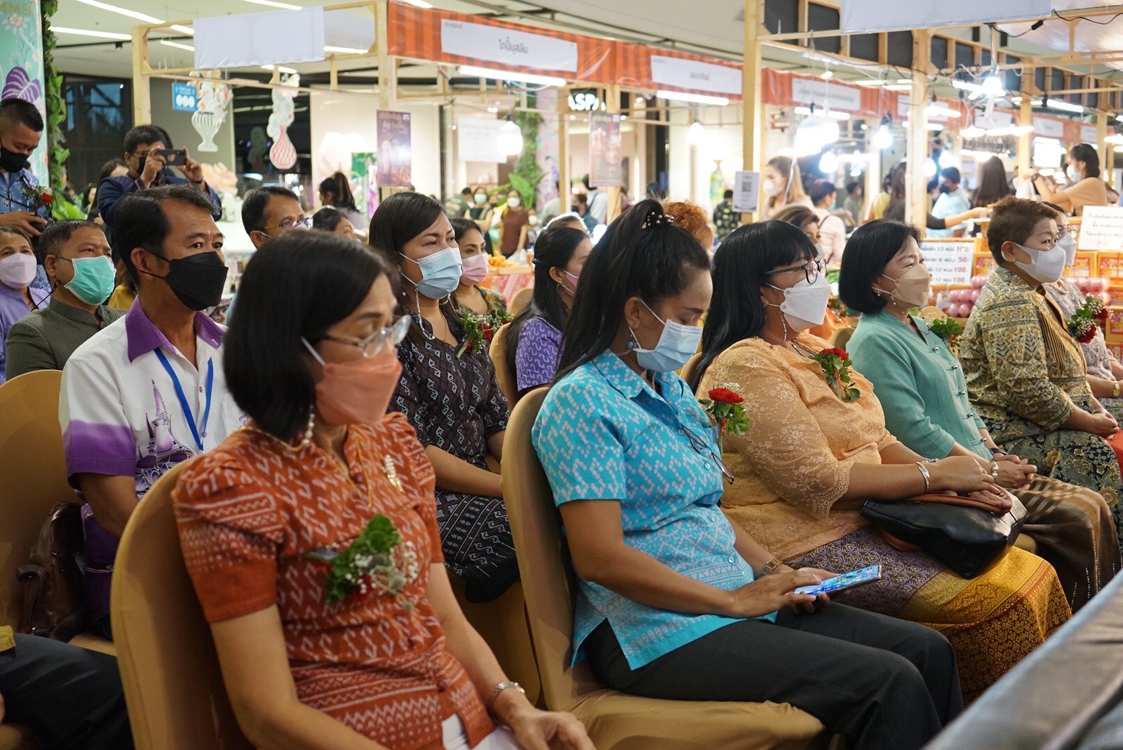 พช.สุราษฎร์ธานี เปิดตัวงาน OTOP SME ศรีวิชัย สร้างรอยยิ้มให้คนไทย อย่างยิ่งใหญ่