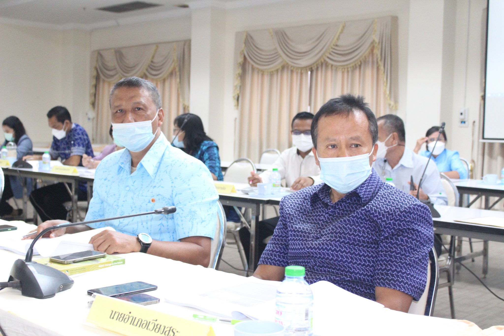สุราษฎร์ทีม…ผนึกกำลังแก้จน ระดมแนวคิด รายงานความคืบหน้านโยบายแก้จนให้อยู่หมัด ในที่ประชุมศูนย์อำนวยการขจัดความยากจนฯ ครั้งที่ 2