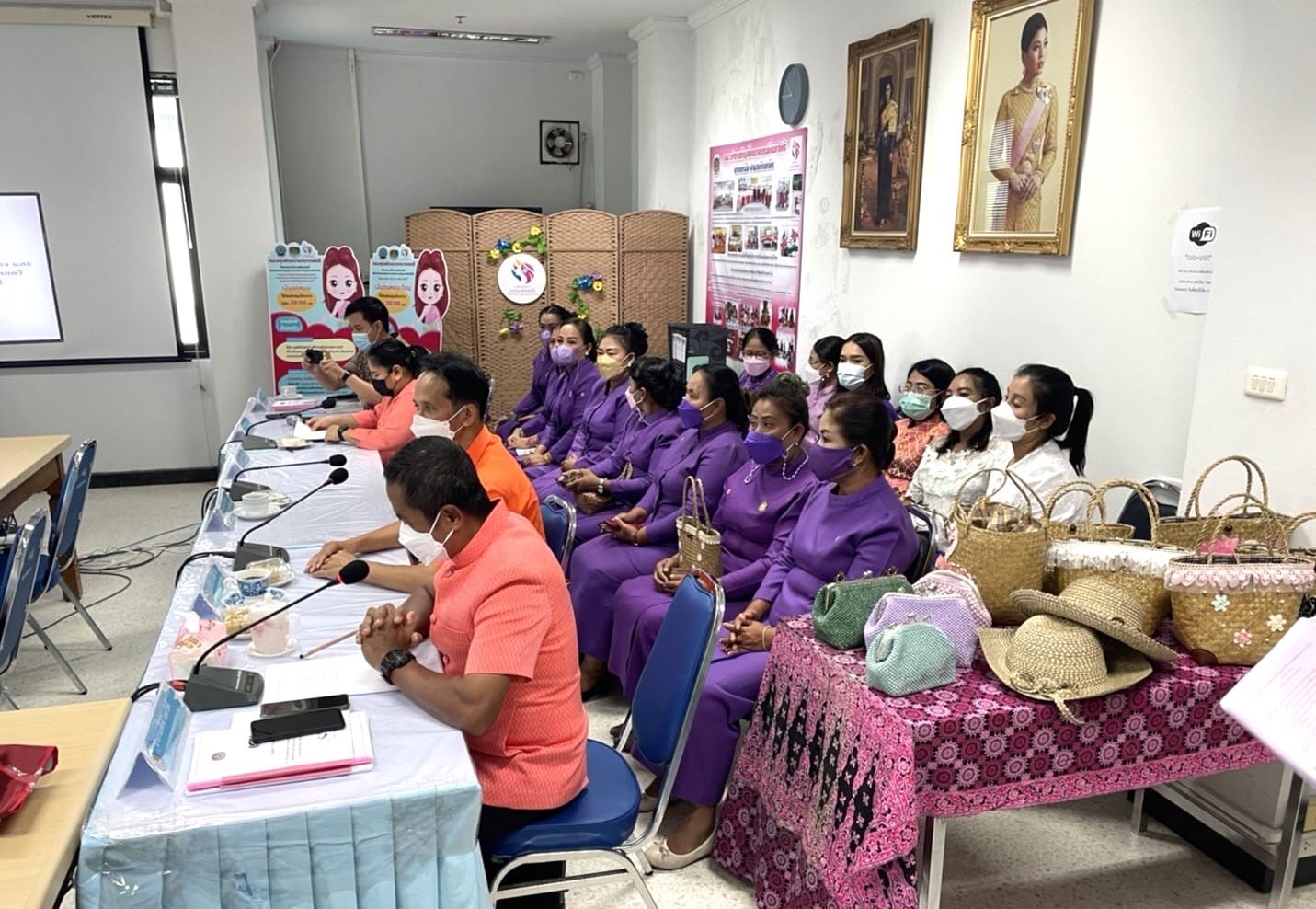 สุราษฎร์ธานี เข้ารับการคัดเลือกคนกองทุนพัฒนาบทบาทสตรีดีเด่น ระดับเขตตรวจราชการ ตามโครงการเชิดชูเกียรติคนกองทุนพัฒนาบทบาทสตรี ประจำปี 2565