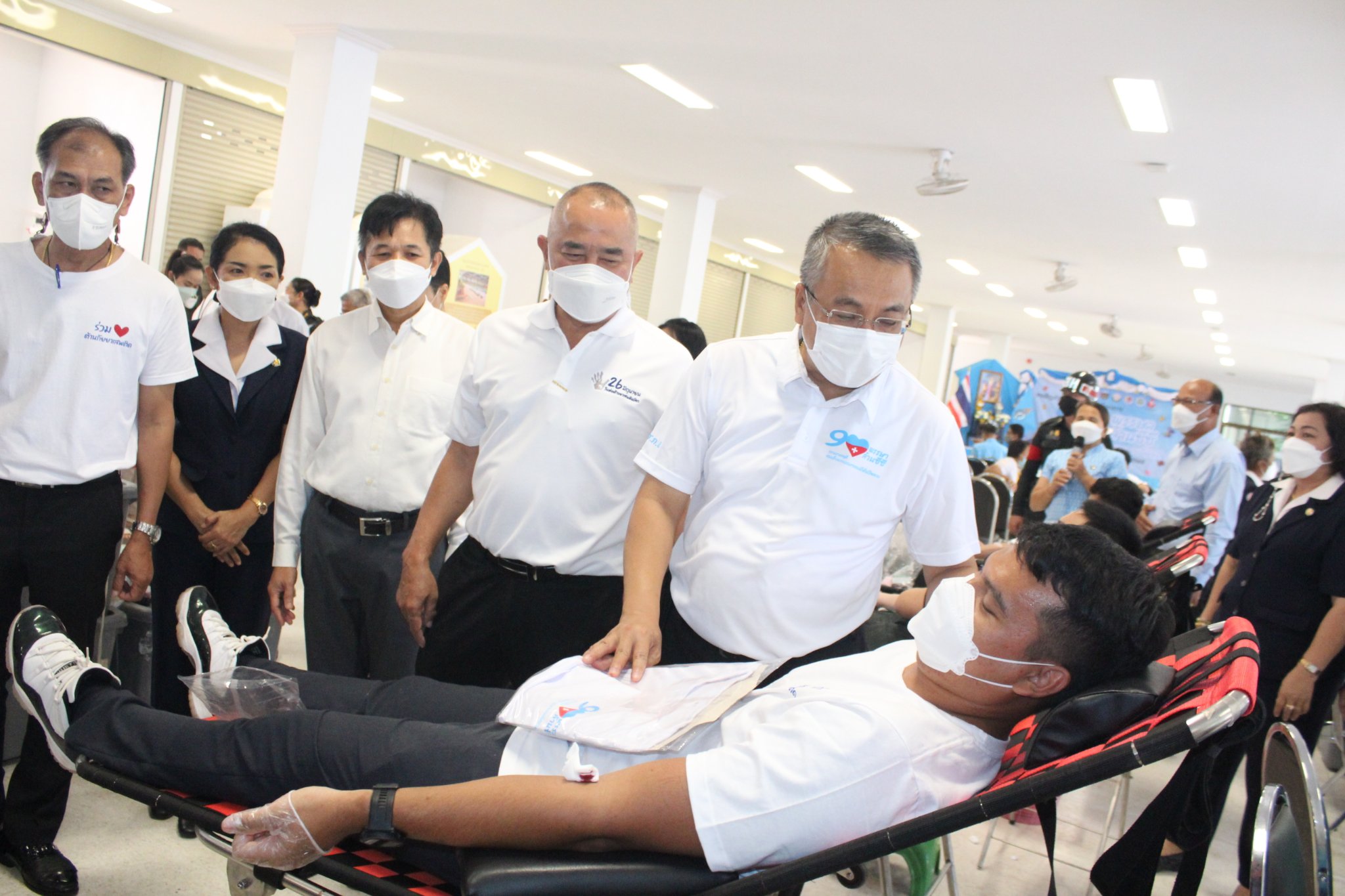 วันศุกร์..สุขใจชาวสุราษฎร์ฯ  จัดกิจกรรมเนื่องในวันต่อต้านยาเสพติดโลก และ กิจกรรมการรับบริจาคโลหิตตามโครงการ “90 พรรษา 90 ล้านซีซี ถวายราชสดุดี สมเด็จพระบรมราชชนนีพันปีหลวง”