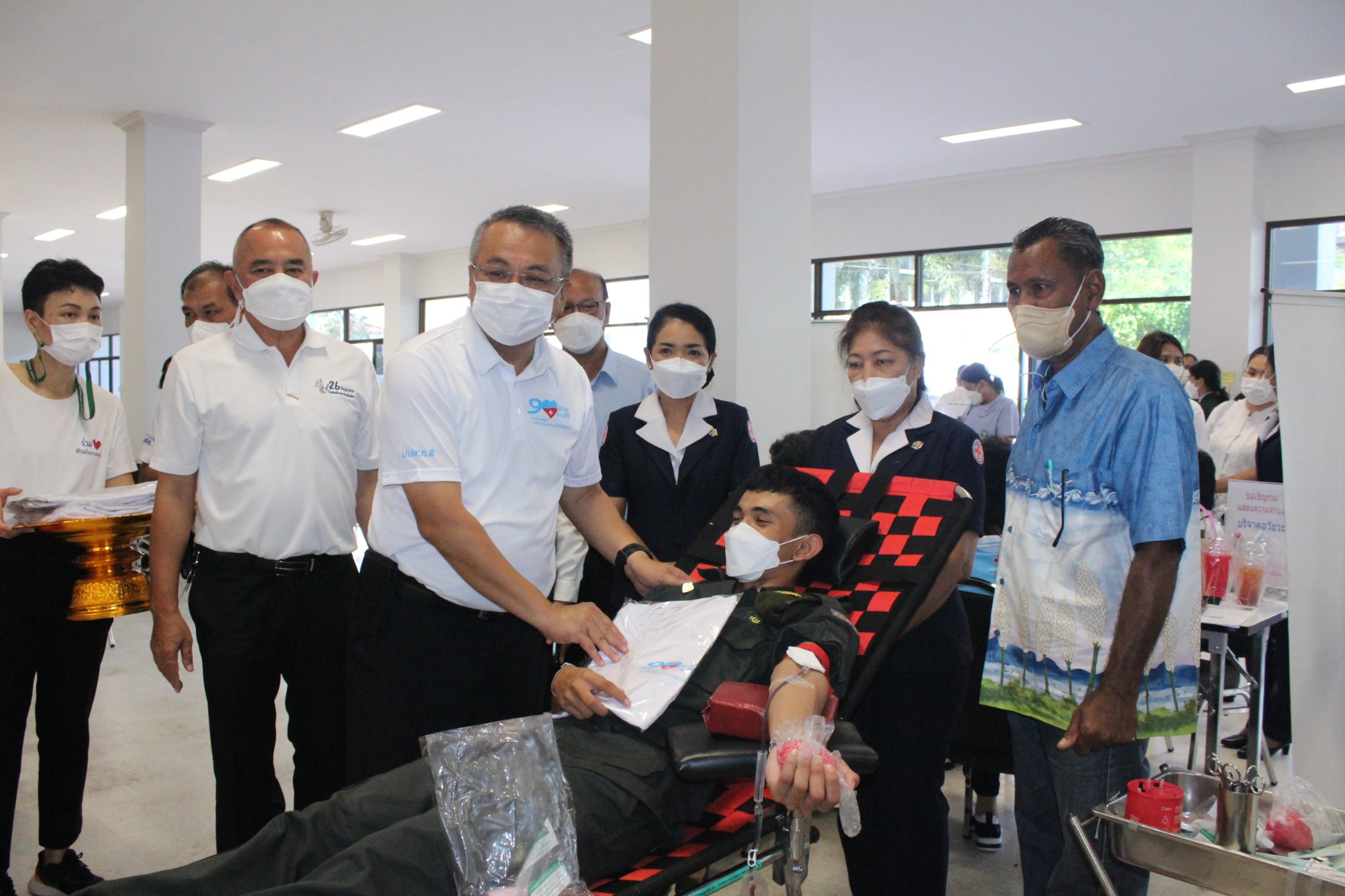 วันศุกร์..สุขใจชาวสุราษฎร์ฯ  จัดกิจกรรมเนื่องในวันต่อต้านยาเสพติดโลก และ กิจกรรมการรับบริจาคโลหิตตามโครงการ “90 พรรษา 90 ล้านซีซี ถวายราชสดุดี สมเด็จพระบรมราชชนนีพันปีหลวง”