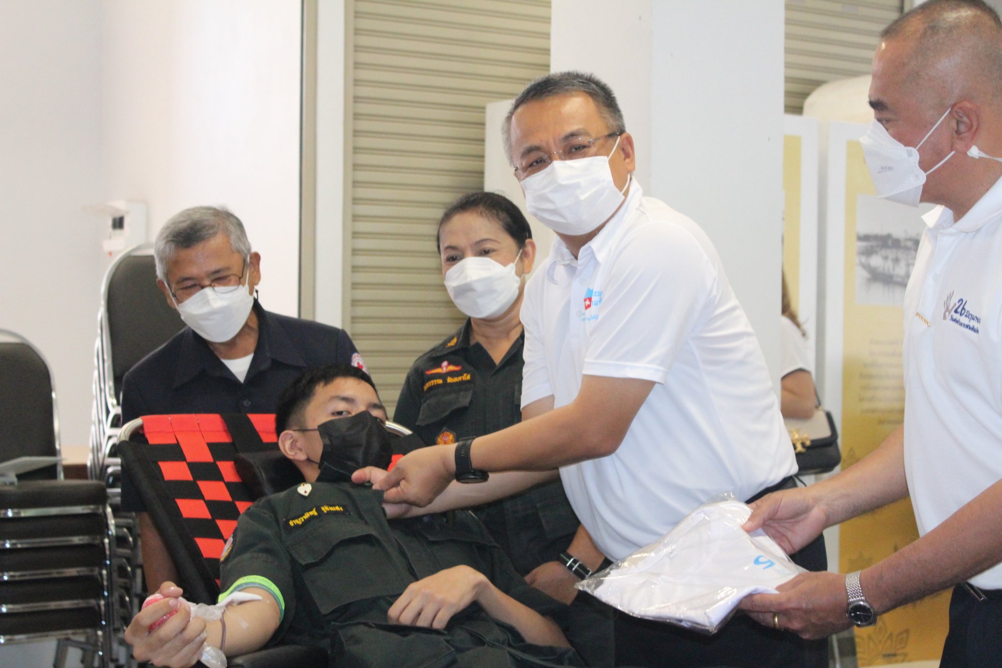 วันศุกร์..สุขใจชาวสุราษฎร์ฯ  จัดกิจกรรมเนื่องในวันต่อต้านยาเสพติดโลก และ กิจกรรมการรับบริจาคโลหิตตามโครงการ “90 พรรษา 90 ล้านซีซี ถวายราชสดุดี สมเด็จพระบรมราชชนนีพันปีหลวง”