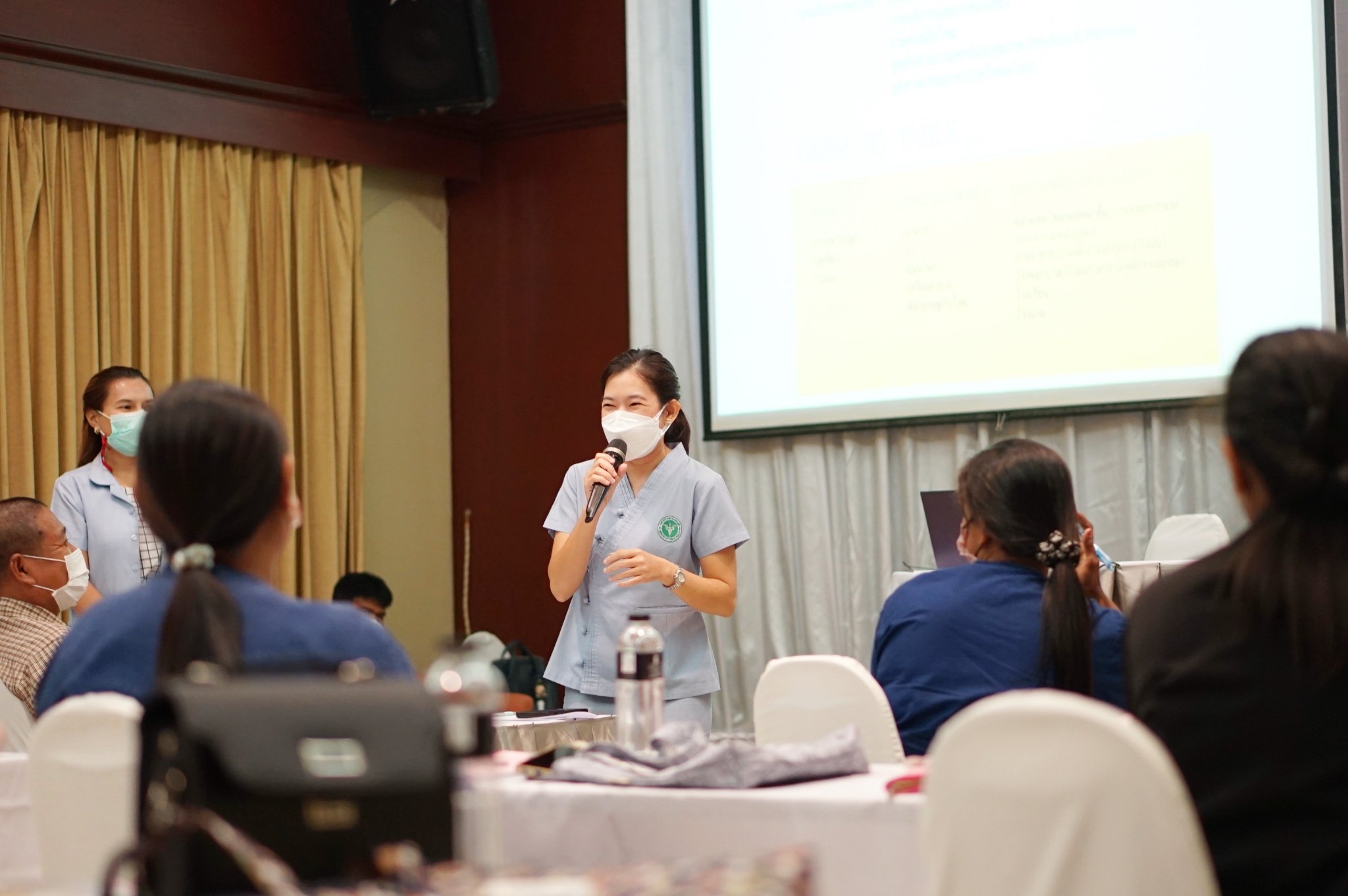 พช.สุราษฎร์ฯ เปิดโครงการสร้างรายได้จากการจำหน่ายสินค้าด้วยกลไกประชารัฐ กิจกรรม ประชุมเชิงปฏิบัติการสร้างรายได้จากกิจการอาหารปลอดภัย (โรงพยาบาล โรงเรียน โรงแรม ร้านอาหาร)