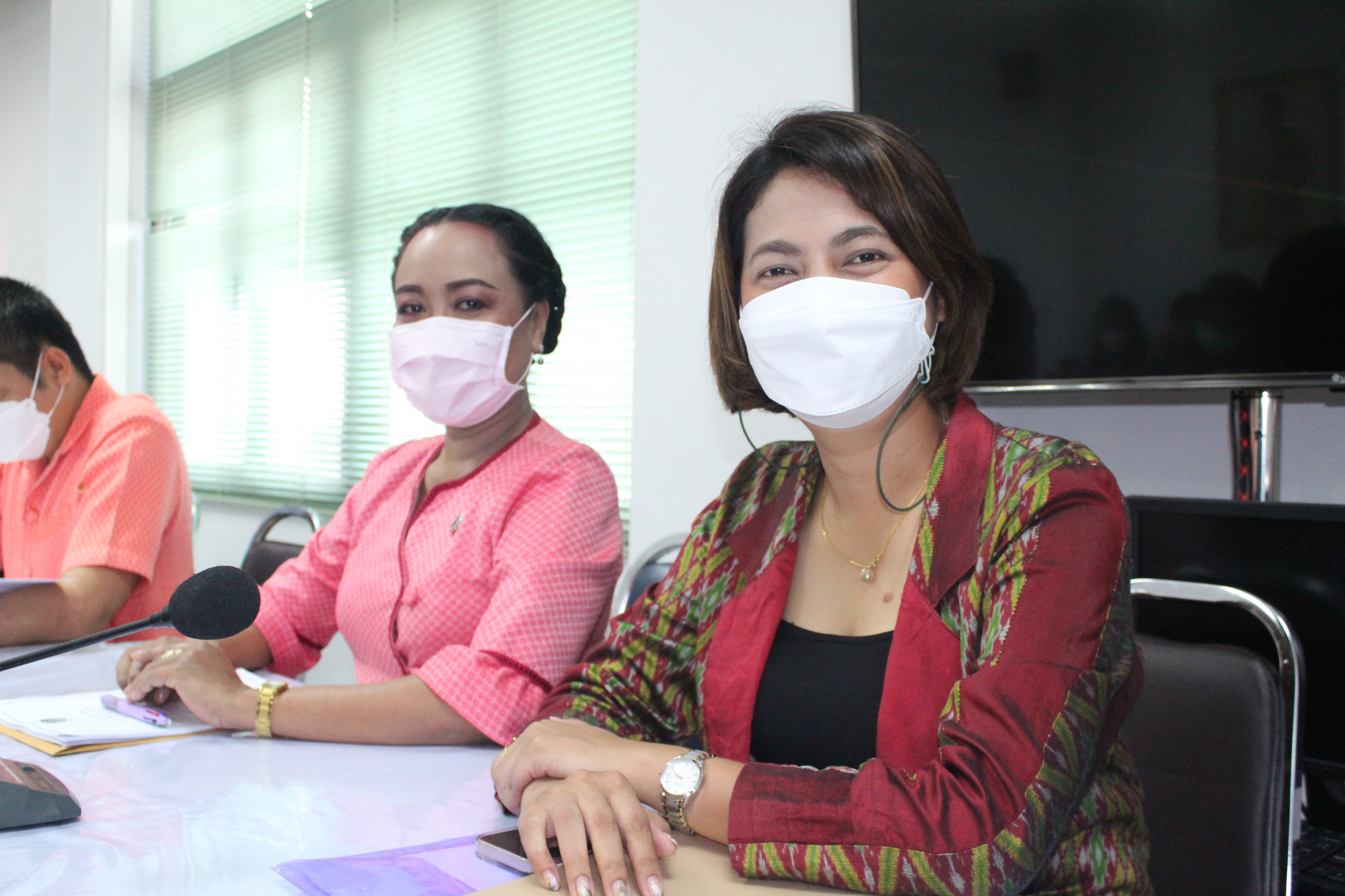 พช.สุราษฎร์ฯ รวมพลระดมแนวคิดประชุมประจำเดือนครั้งที่ 5/2565 ….เหยียบคันเร่งพร้อมเดินหน้างานพัฒนาชุมชน