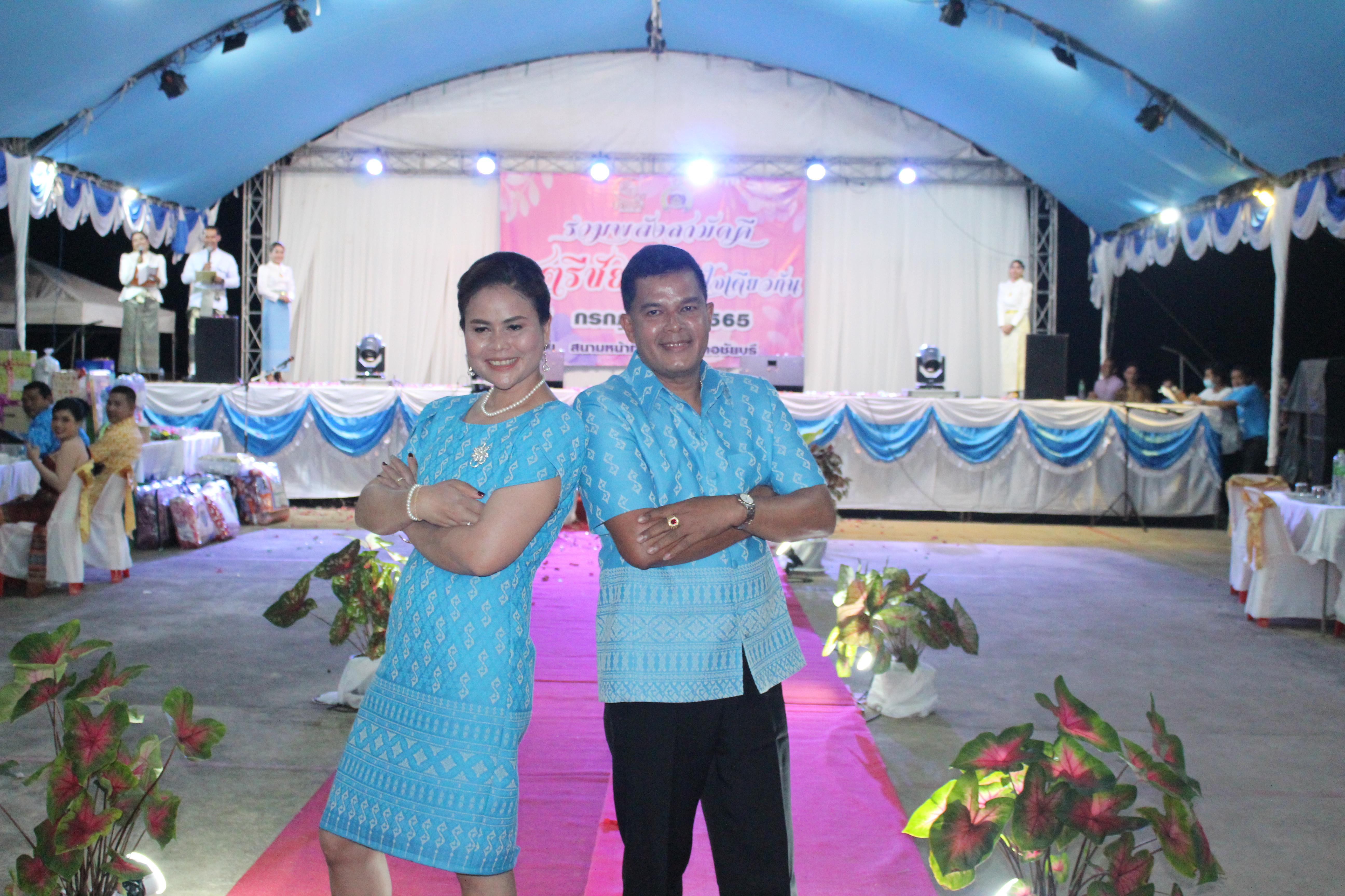 อำเภอชัยบุรี จัดงาน “รวมพลังสามัคคี สตรีชัยบุรีหัวใจเดียวกัน” เพื่อระดมเงินสมทบทุนศรัทธามอบให้แก่ ศจพ.อ.ชัยบุรี ขจัดความยากจน..คนชัยบุรี