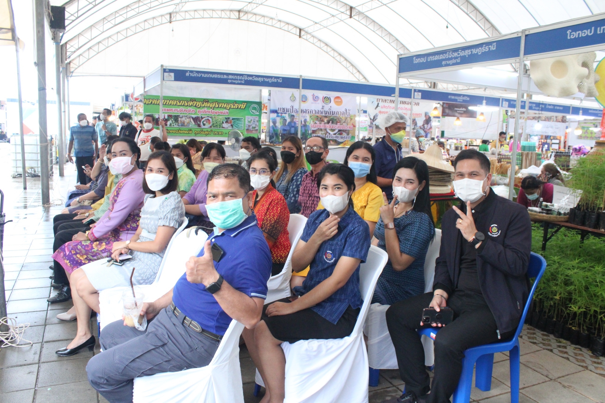 สุราษฎร์ธานี..เมืองคนดี ยกทัพขบวนสินค้า OTOP SME กระตุ้นเศรษฐกิจ กับงาน “OTOP SME ก้าวไปด้วยกัน มหัศจรรย์ ศรีวิชัย” ณ บริเวณหน้าศาลากลางจังหวัดสุราษฎร์ธานี