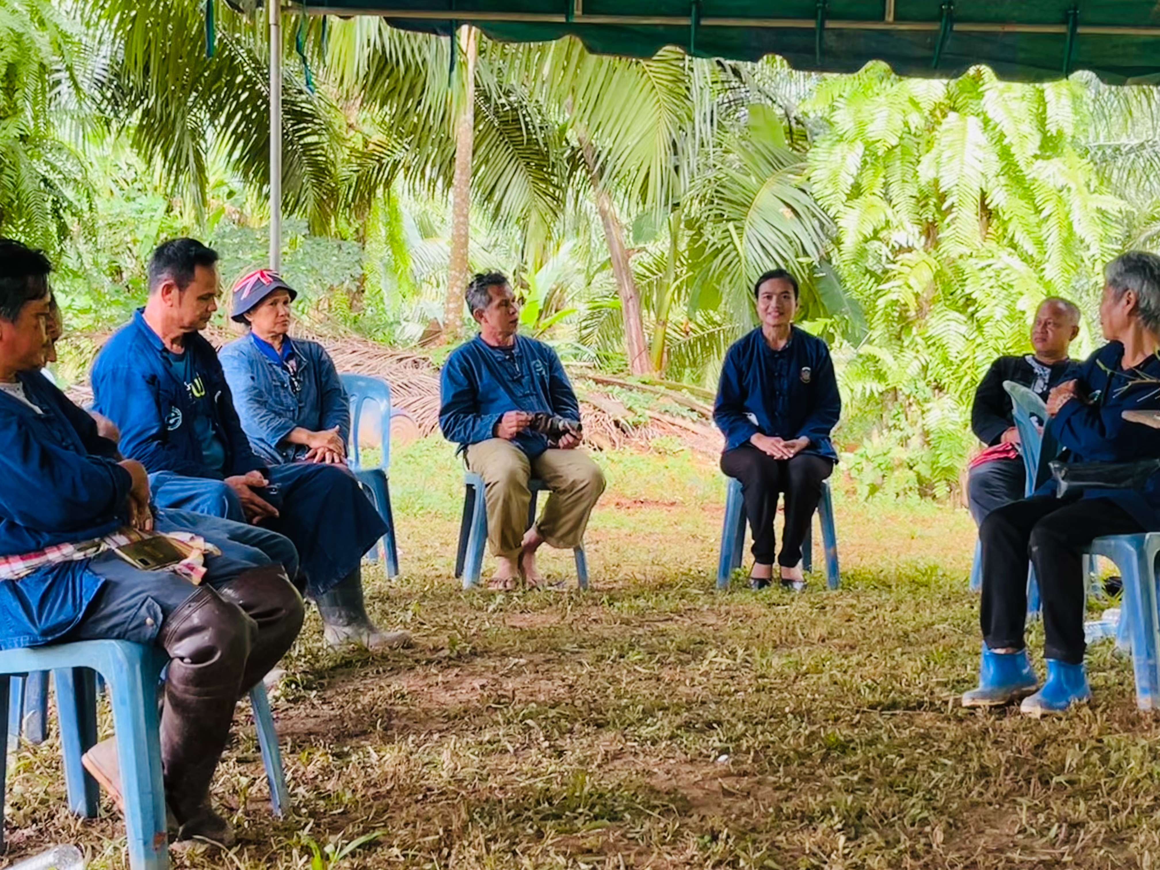 เครือข่ายโคกหนองนา พช.พนม จังหวัดสุราษฎร์ธานี รวมพลังจัดกิจกรรม “ก้าวต่อไป โคก หนอง นา พช.พนม ออกปาก (ซอแรง) พัฒนาสู่บันได ๙ ขั้น ” อย่างยั่งยืน
