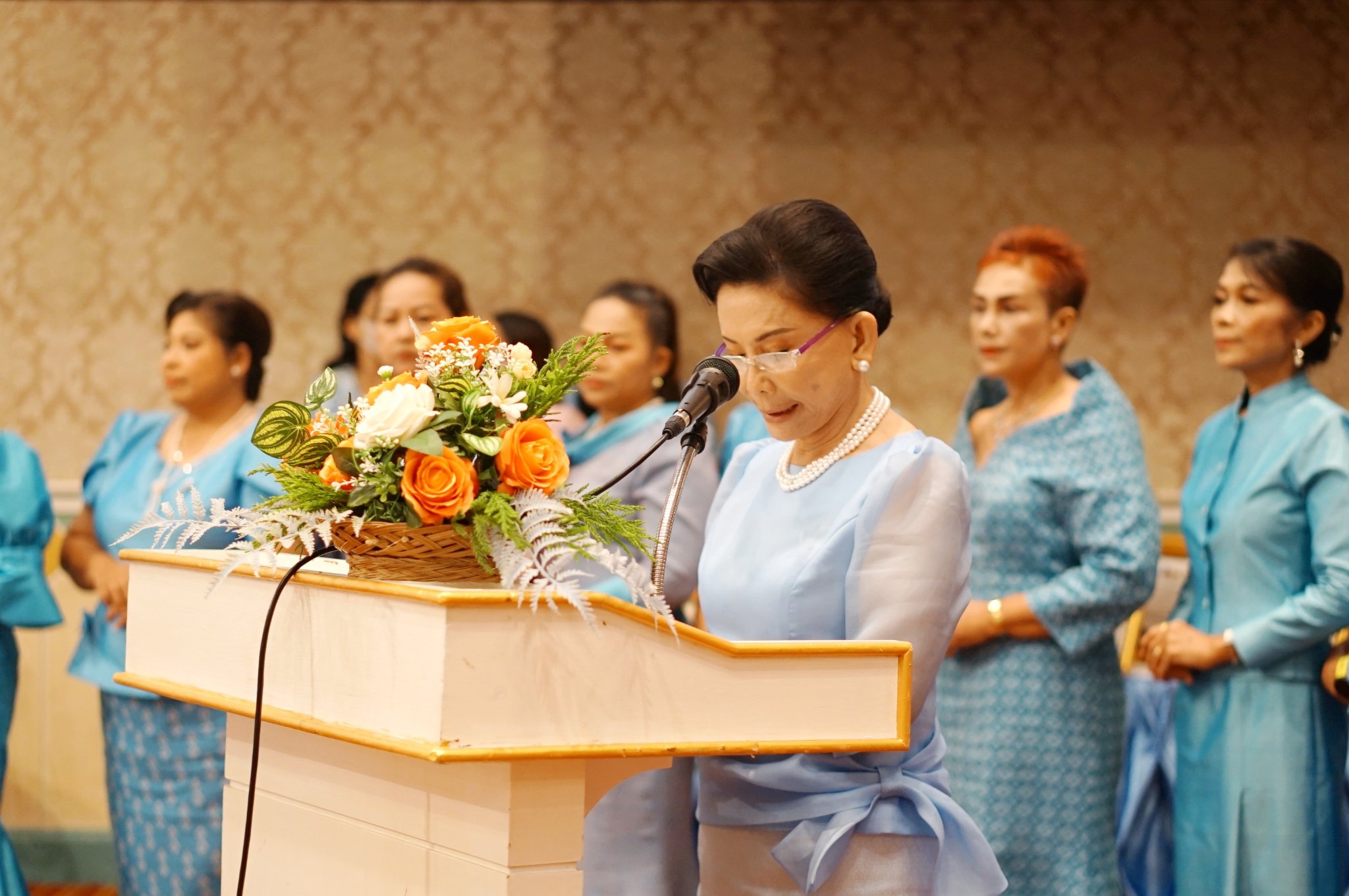 “พลังสตรีสุราษฎร์ธานี ลั่นก้องฟ้า” ในกิจกรรม “สตรีเมืองคนดี รวมพลังสร้างสรรค์ ขับเคลื่อนเศรษฐกิจชุมชน”