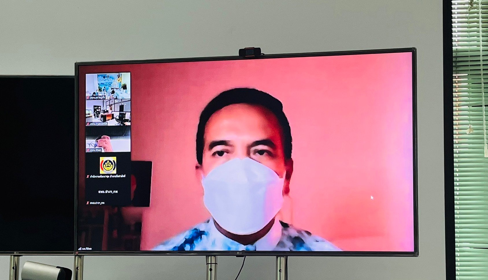 ผู้ตรวจการกรมการพัฒนาชุมชน ประชุมติดตามผลการขับเคลื่อนงานก้าวต่อไป โคก หนอง นา โมเดล และศูนย์ผู้นำจิตอาสาพัฒนาชุมชน พช.สุราษฎร์ฯ พร้อมเดินหน้าก้าวต่อไป