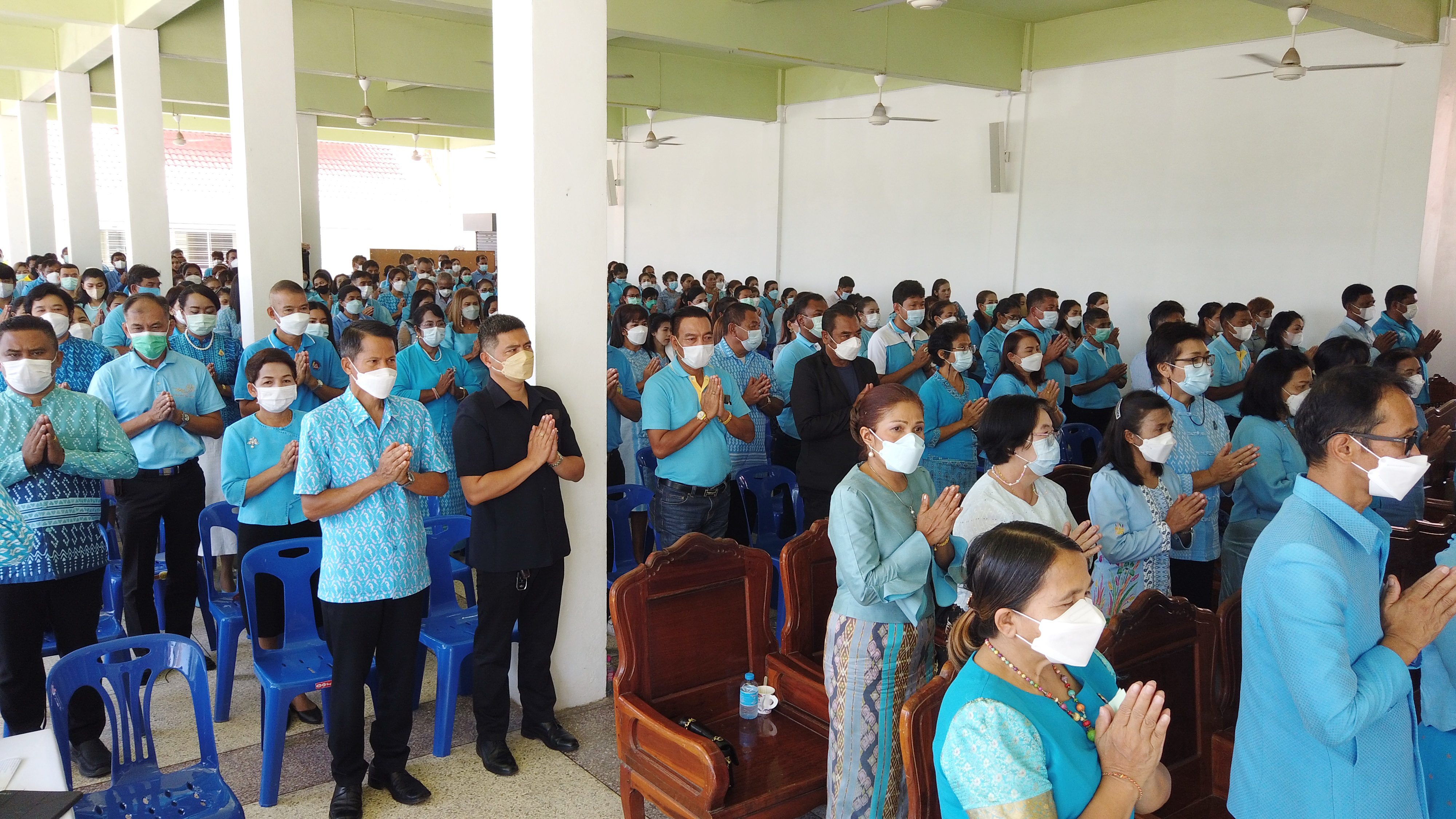 “จังหวัดสุราษฎร์ธานี รวมพลังศรัทธา” …จัดพิธีทอดผ้าป่าพิธีกองทุนแม่ของแผ่นดินตามโครงการ “๙๐ พรรษา ๙๙๙ สมทบทุนศรัทธา ทุนปัญญา กองทุนแม่ของแผ่นดิน ทุนตั้งต้นแห่งความดีงาม”