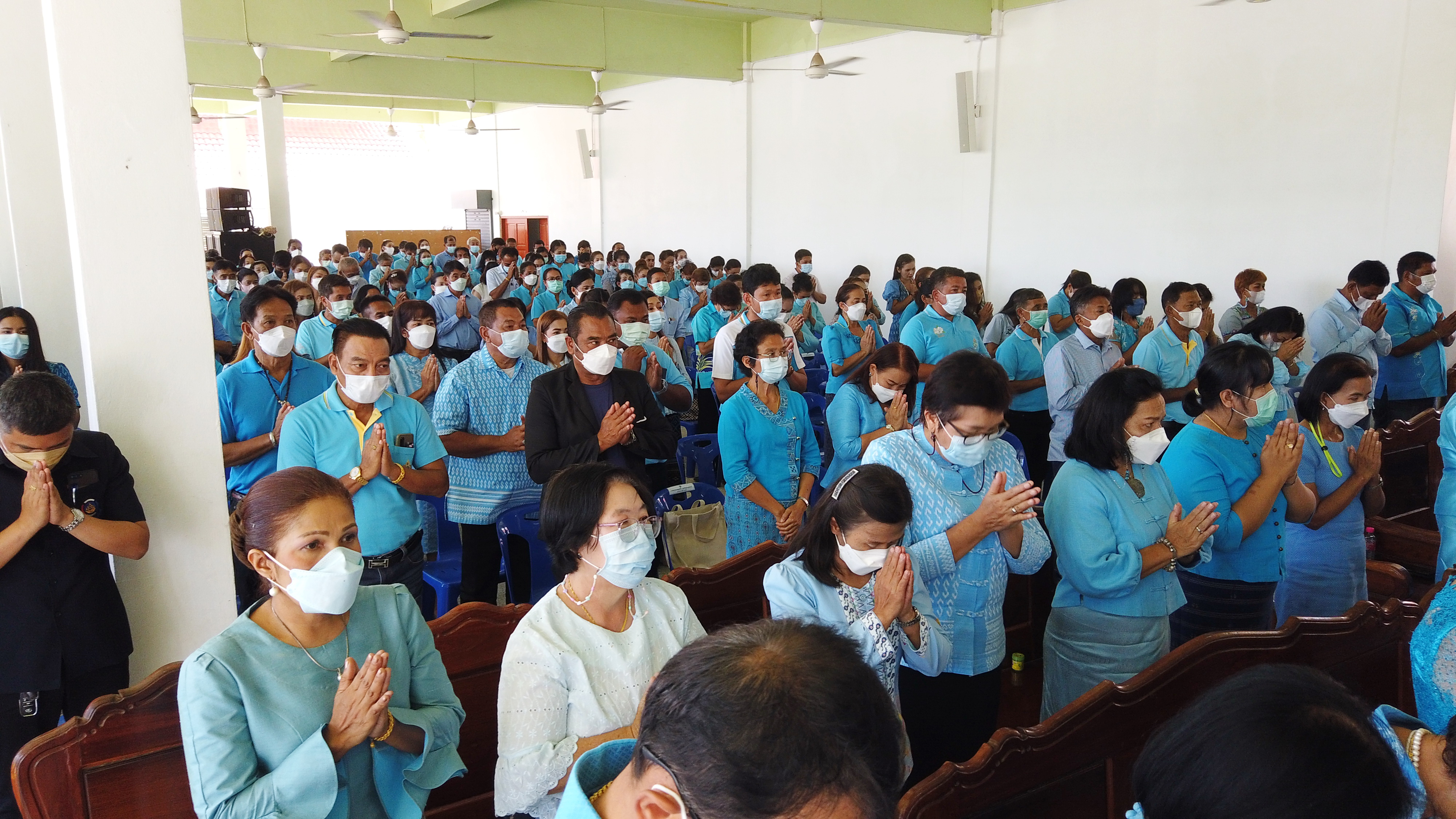 “จังหวัดสุราษฎร์ธานี รวมพลังศรัทธา” …จัดพิธีทอดผ้าป่าพิธีกองทุนแม่ของแผ่นดินตามโครงการ “๙๐ พรรษา ๙๙๙ สมทบทุนศรัทธา ทุนปัญญา กองทุนแม่ของแผ่นดิน ทุนตั้งต้นแห่งความดีงาม”