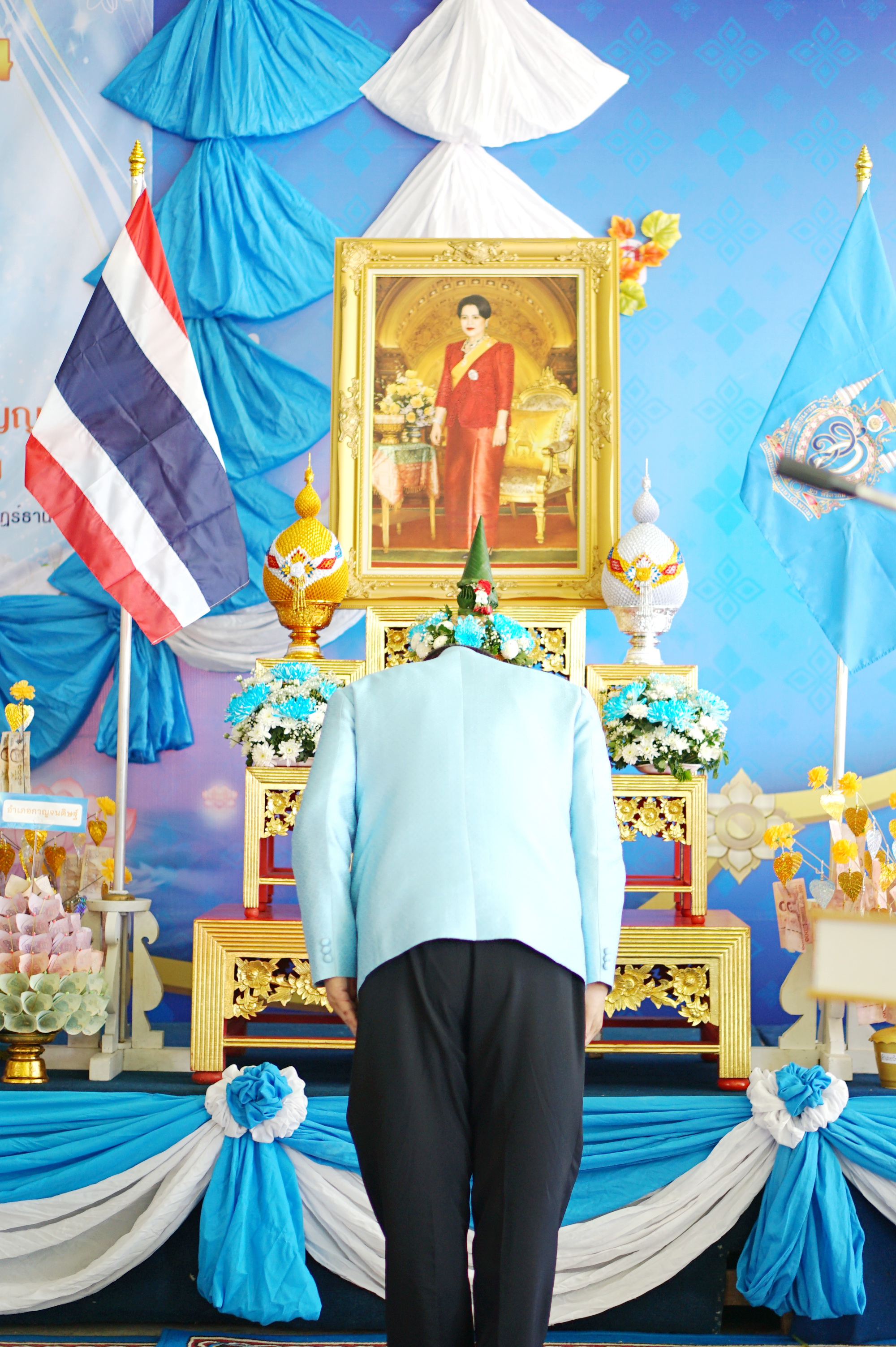 “จังหวัดสุราษฎร์ธานี รวมพลังศรัทธา” …จัดพิธีทอดผ้าป่าพิธีกองทุนแม่ของแผ่นดินตามโครงการ “๙๐ พรรษา ๙๙๙ สมทบทุนศรัทธา ทุนปัญญา กองทุนแม่ของแผ่นดิน ทุนตั้งต้นแห่งความดีงาม”