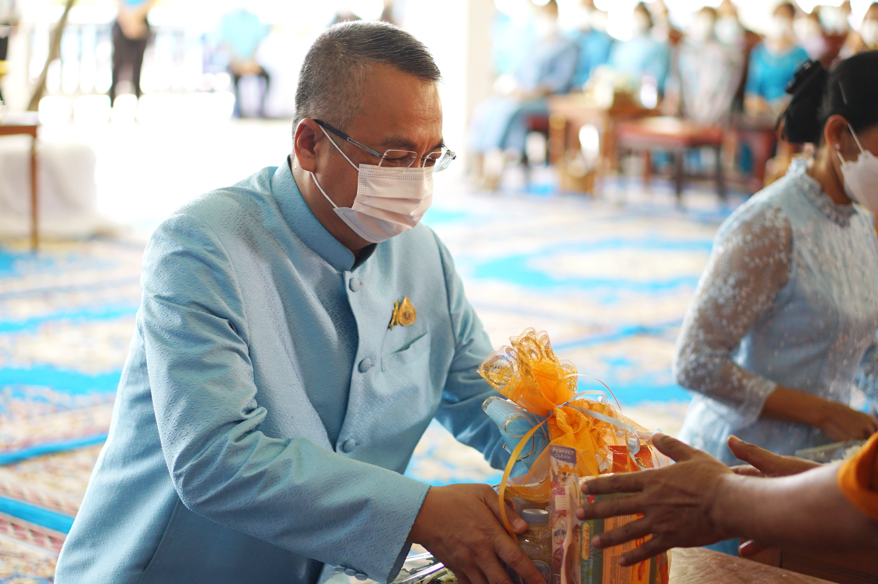 “จังหวัดสุราษฎร์ธานี รวมพลังศรัทธา” …จัดพิธีทอดผ้าป่าพิธีกองทุนแม่ของแผ่นดินตามโครงการ “๙๐ พรรษา ๙๙๙ สมทบทุนศรัทธา ทุนปัญญา กองทุนแม่ของแผ่นดิน ทุนตั้งต้นแห่งความดีงาม”