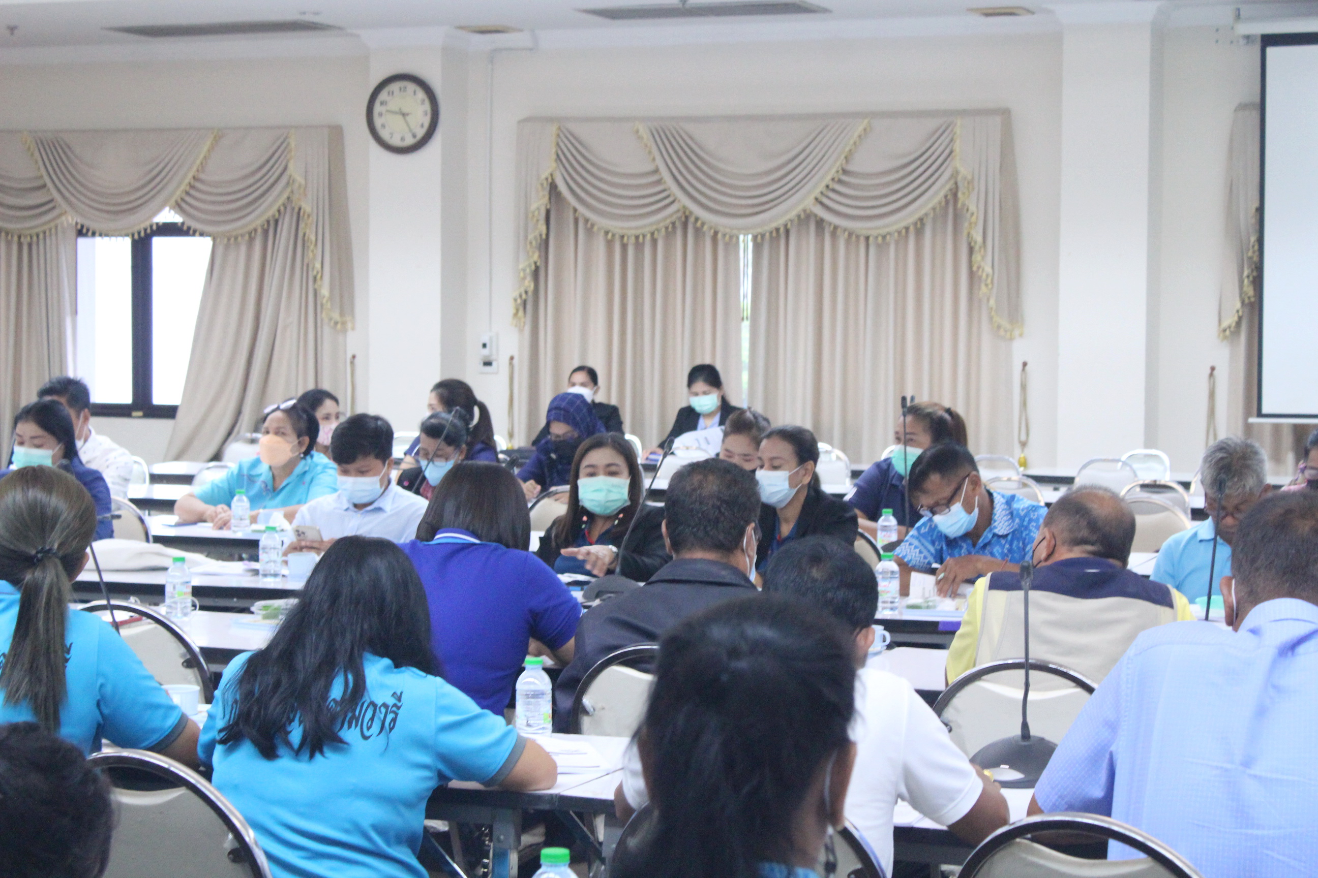 พช.สุราษฎร์ฯ “ขับเคลื่อนความโปร่งใส เชื่อมันในคุณธรรม” จัดกิจกรรมโครงการประชุมเชิงปฏิบัติการส่งเสริมการมีส่วนร่วมภาคประชาชนในการสร้างความโปร่งใส และป้องกันการทุจริตประพฤติมิชอบ แก่เครือข่ายภาคประชาสังคมในการป้องกันการทุจริต